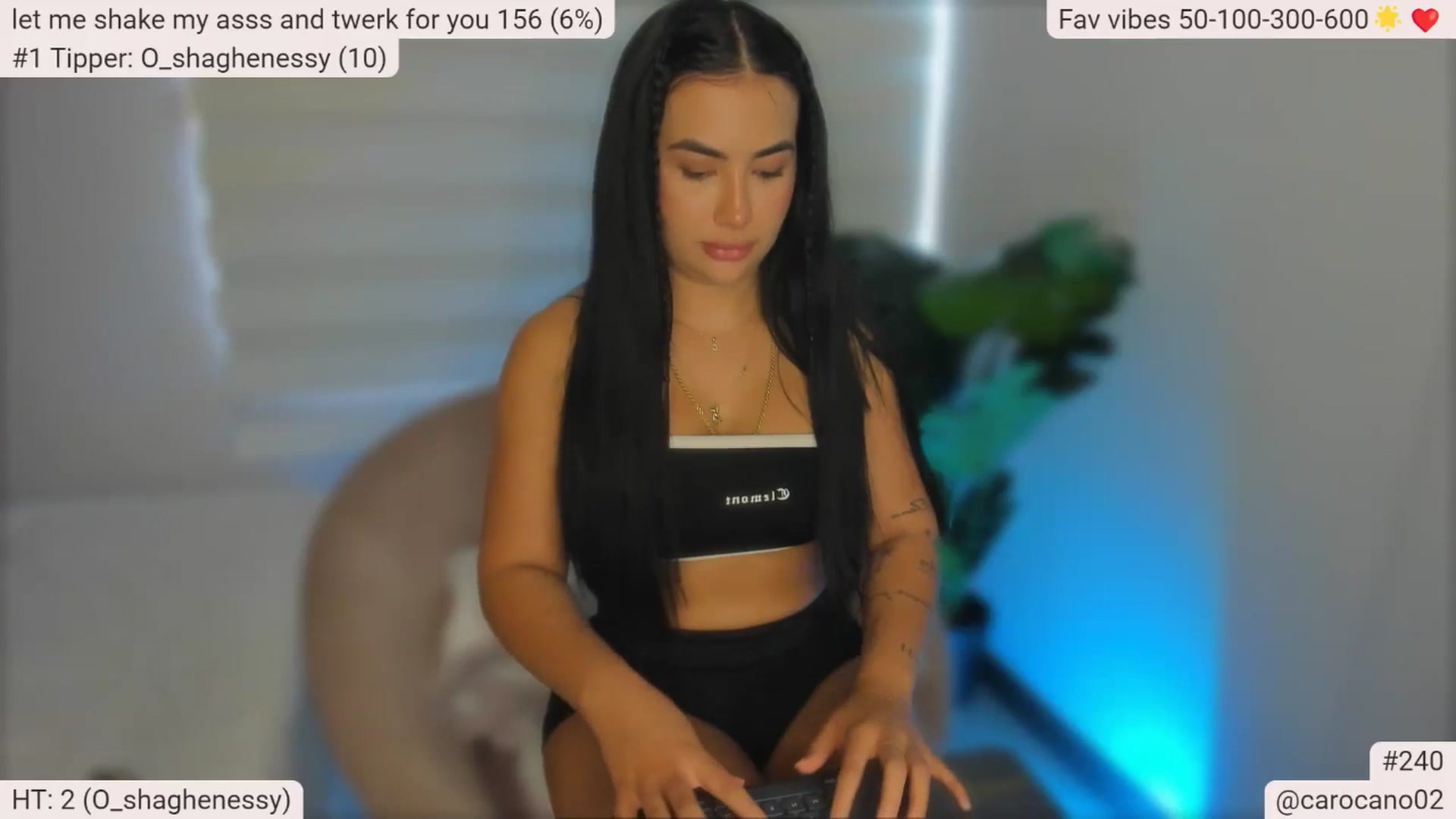Gallery image thumbnail from Caro_Cano's myfreecams stream on, 06/03/2025, 15:59 image 20 of 20