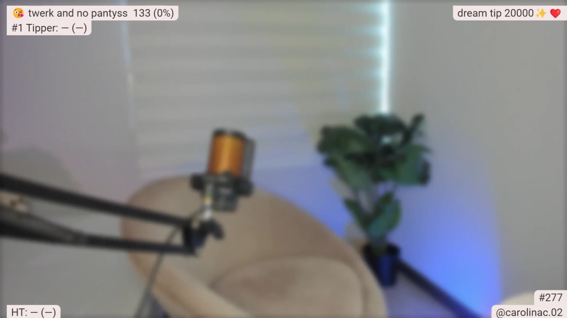 Gallery image thumbnail from Caro_Cano's myfreecams stream on, 06/13/2025, 15:49 image 10 of 20