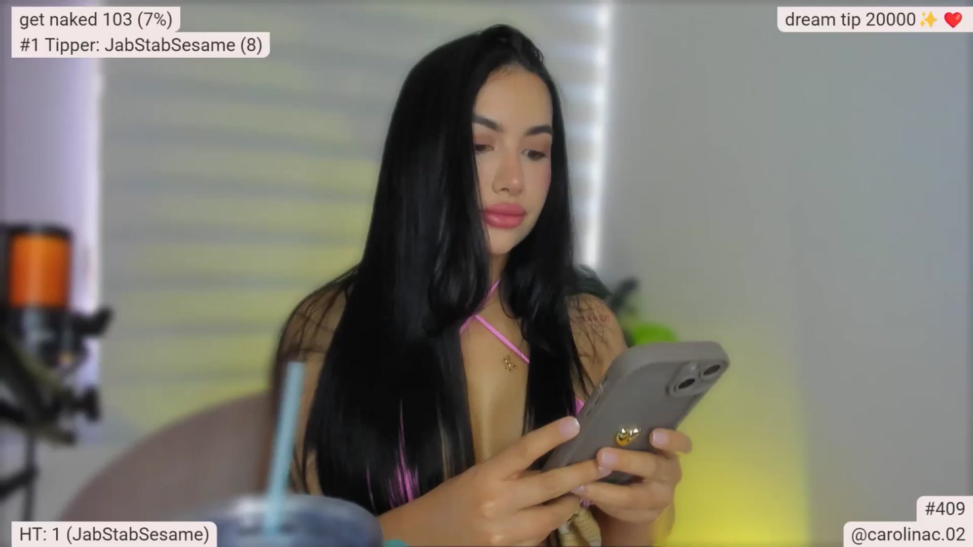 Gallery image thumbnail from Caro_Cano's myfreecams stream on, 06/20/2025, 16:14 image 1 of 20