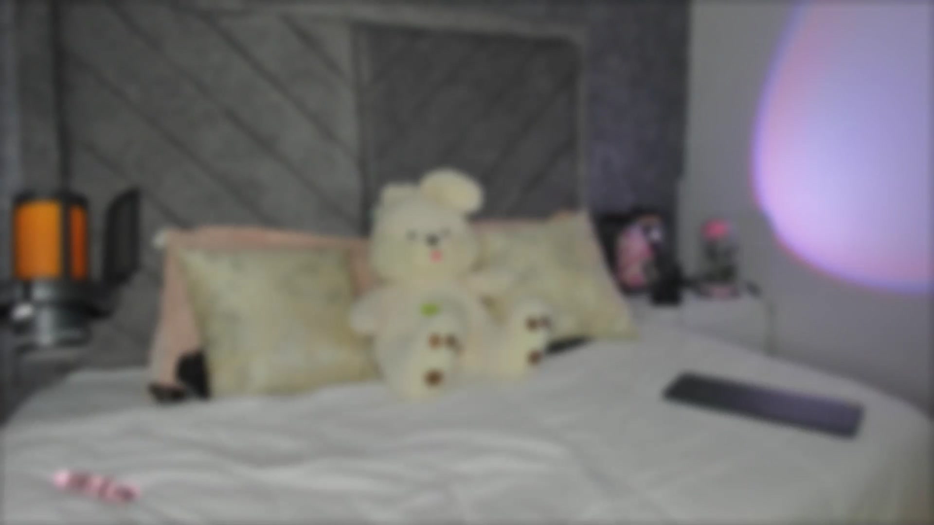 Gallery image thumbnail from Caro_Cano's myfreecams stream on, 07/10/2025, 13:36 image 1 of 20