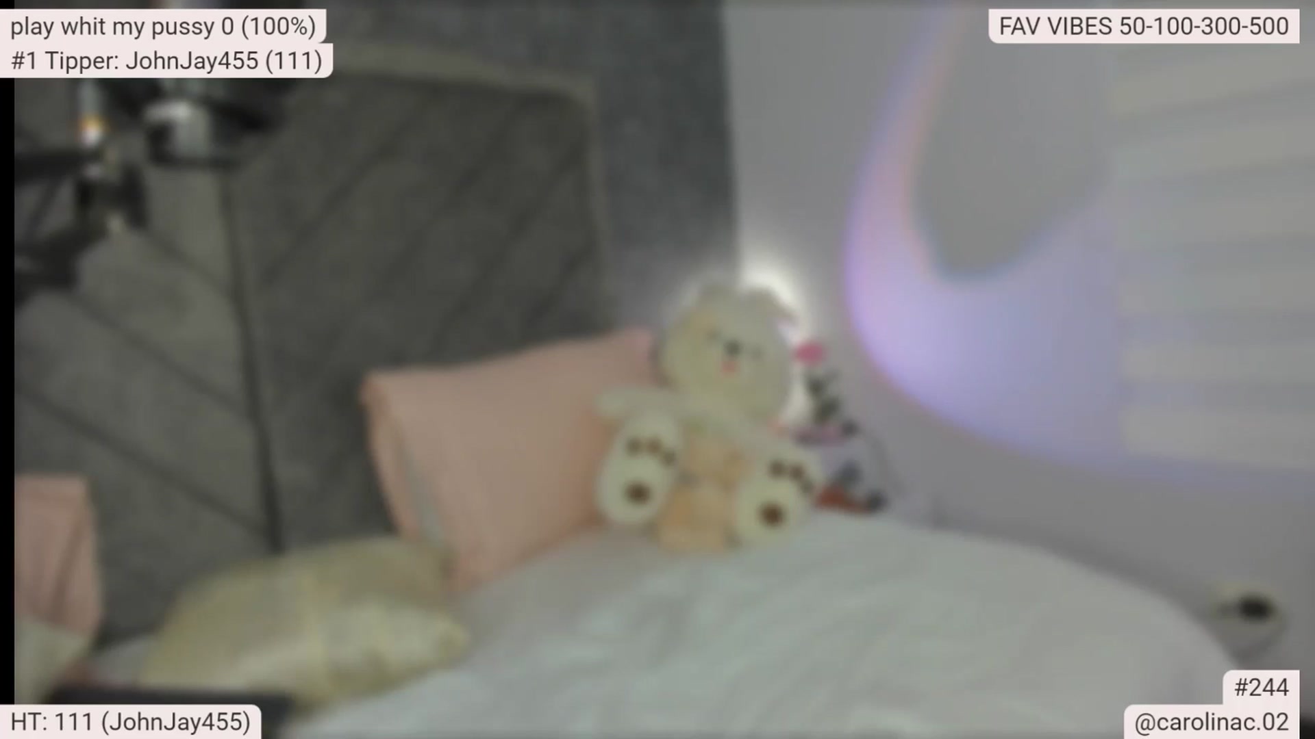 Gallery image thumbnail from Caro_Cano's myfreecams stream on, 07/27/2025, 16:31 image 16 of 20