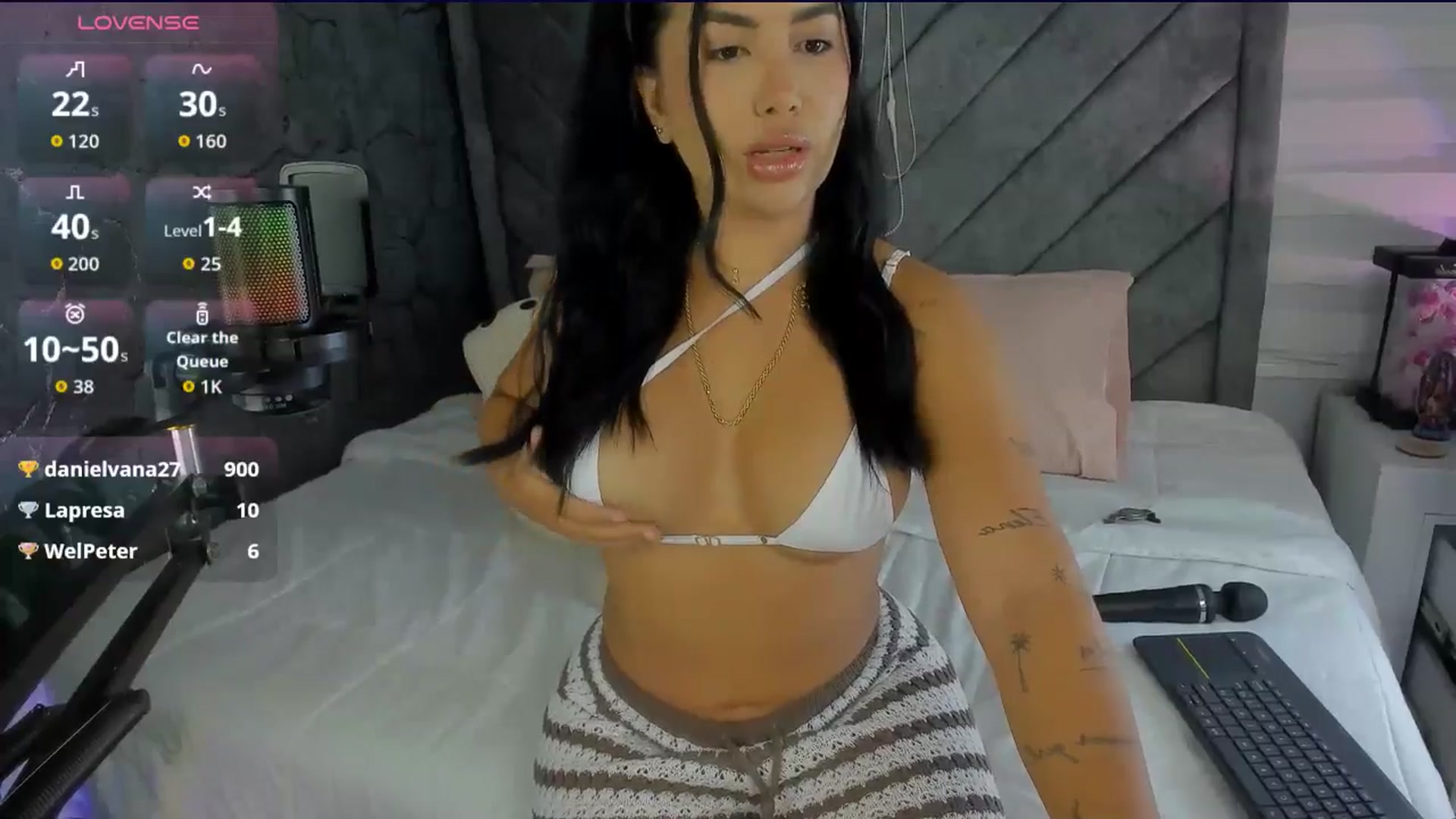 Gallery image thumbnail from Caro_Cano's myfreecams stream on, 10/07/2025, 17:02 image 4 of 20