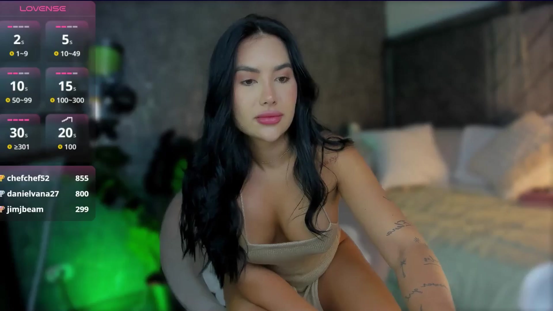 Gallery image thumbnail from Caro_Cano's myfreecams stream on, 02/11/2026, 15:10 image 3 of 20