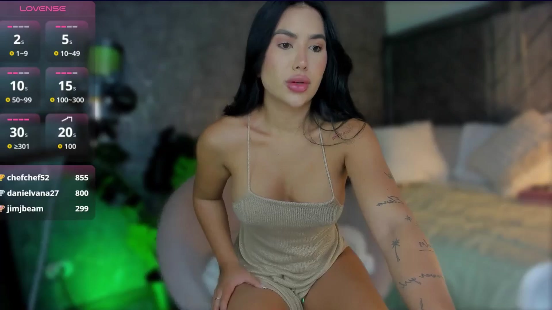 Gallery image thumbnail from Caro_Cano's myfreecams stream on, 02/11/2026, 15:10 image 2 of 20