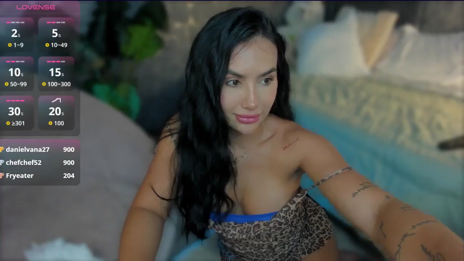 Gallery image thumbnail from Caro_Cano's myfreecams stream on, 02/13/2026, 19:13 image 17 of 20