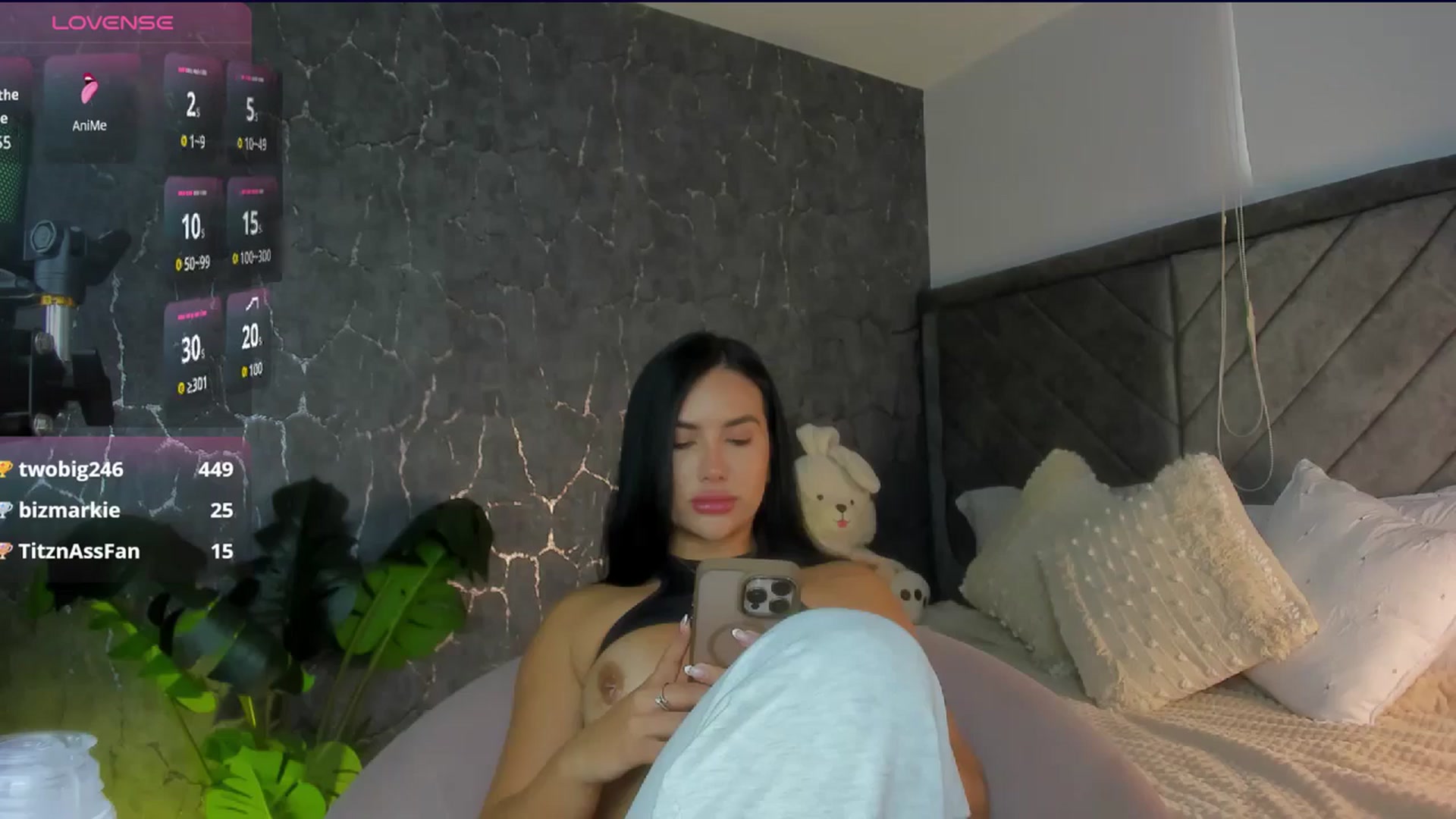 Gallery image thumbnail from Caro_Cano's myfreecams stream on, 02/18/2026, 17:02 image 7 of 20