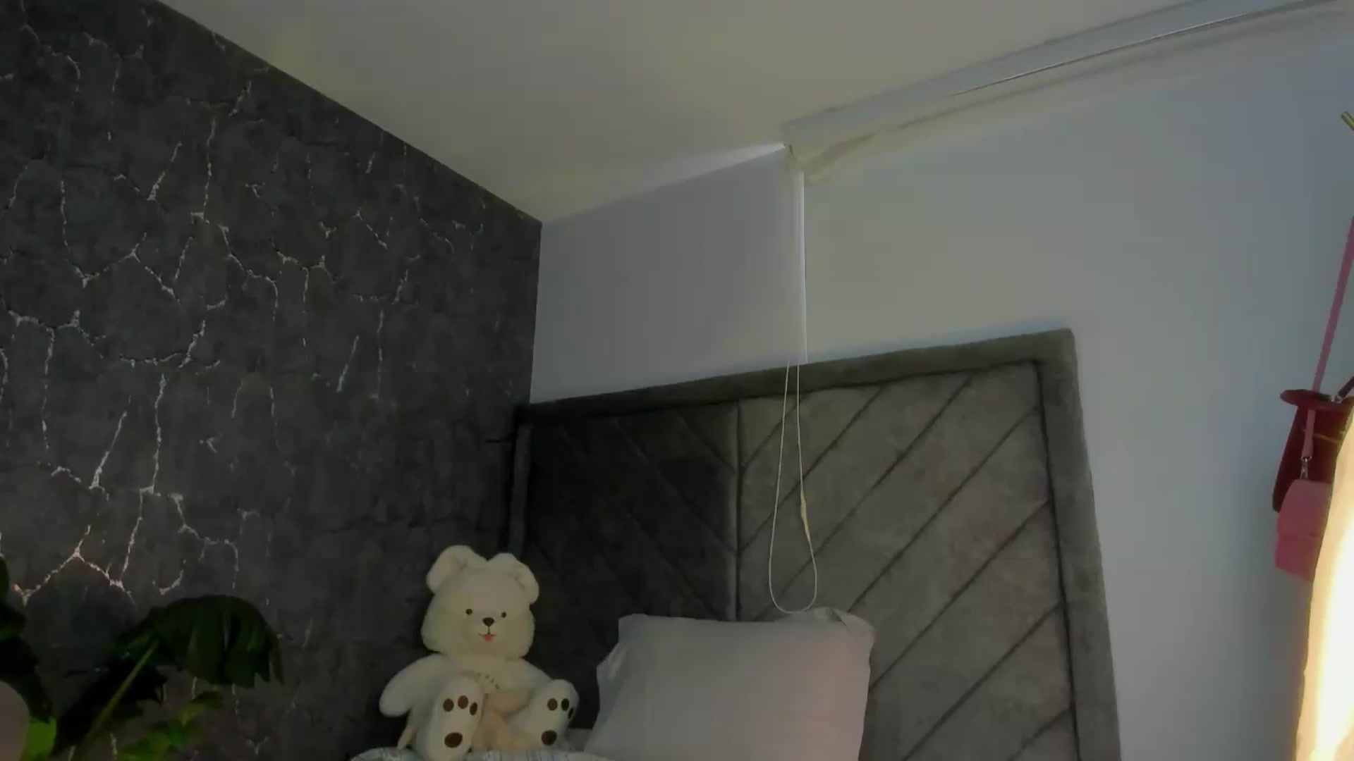 Gallery image thumbnail from Caro_Cano's myfreecams stream on, 05/14/2026, 17:25 image 8 of 20
