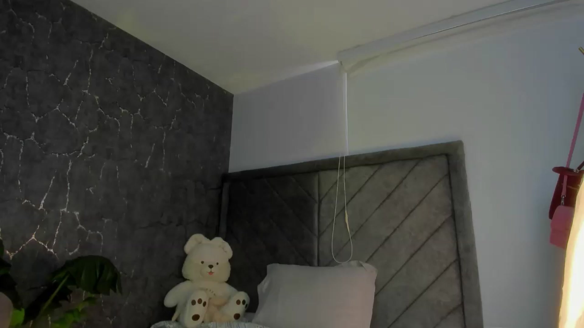 Gallery image thumbnail from Caro_Cano's myfreecams stream on, 05/14/2026, 17:25 image 7 of 20