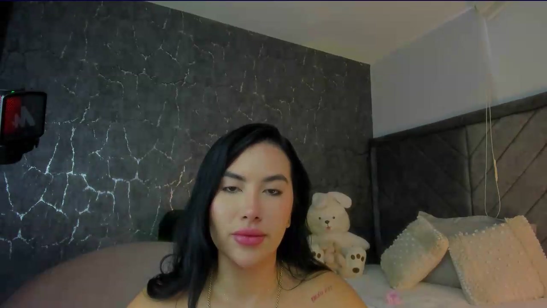 Gallery image thumbnail from Caro_Cano's myfreecams stream on, 05/16/2026, 13:36 image 20 of 20