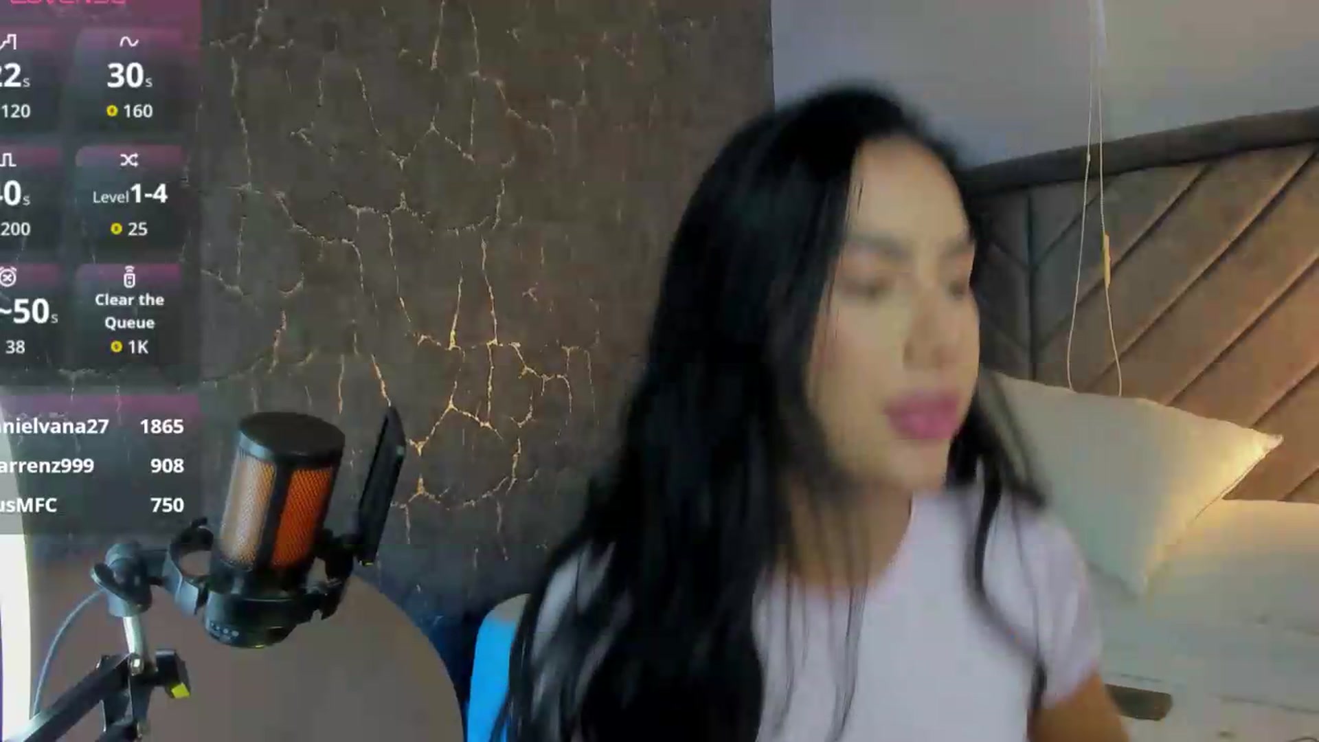 Gallery image thumbnail from Caro_Cano's myfreecams stream on, 06/11/2026, 20:18 image 10 of 20