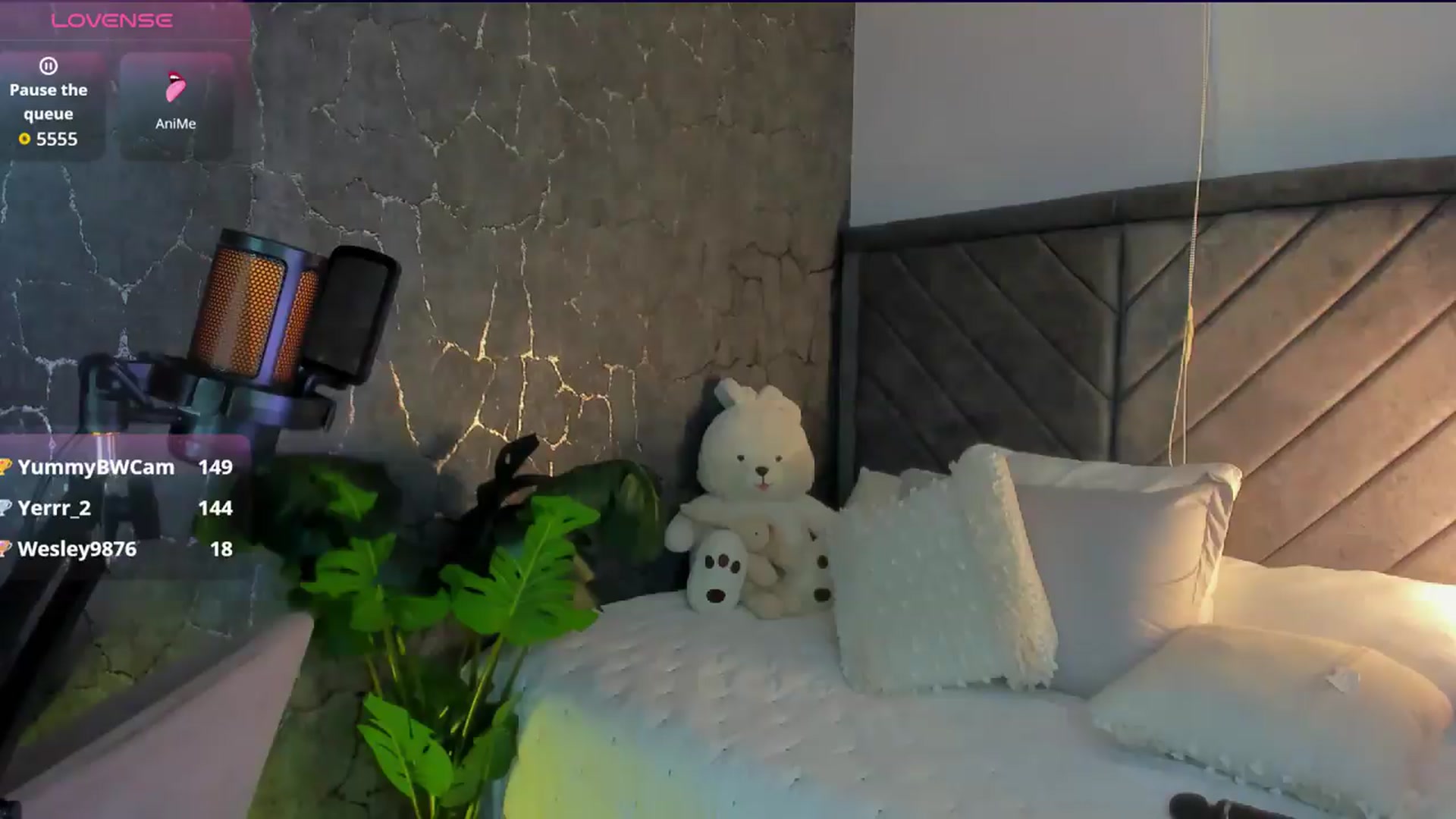 Gallery image thumbnail from Caro_Cano's myfreecams stream on, 06/25/2026, 18:15 image 5 of 20