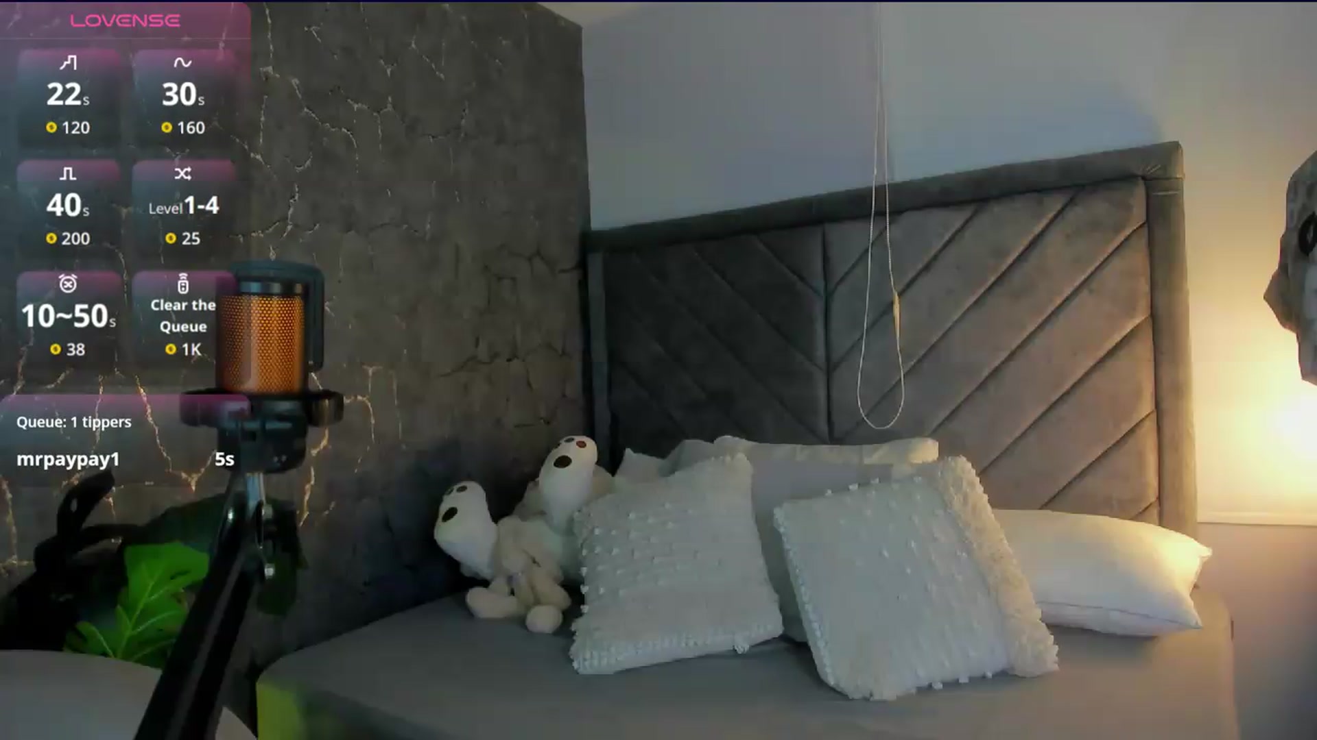 Gallery image thumbnail from Caro_Cano's myfreecams stream on, 07/03/2026, 14:27 image 14 of 20