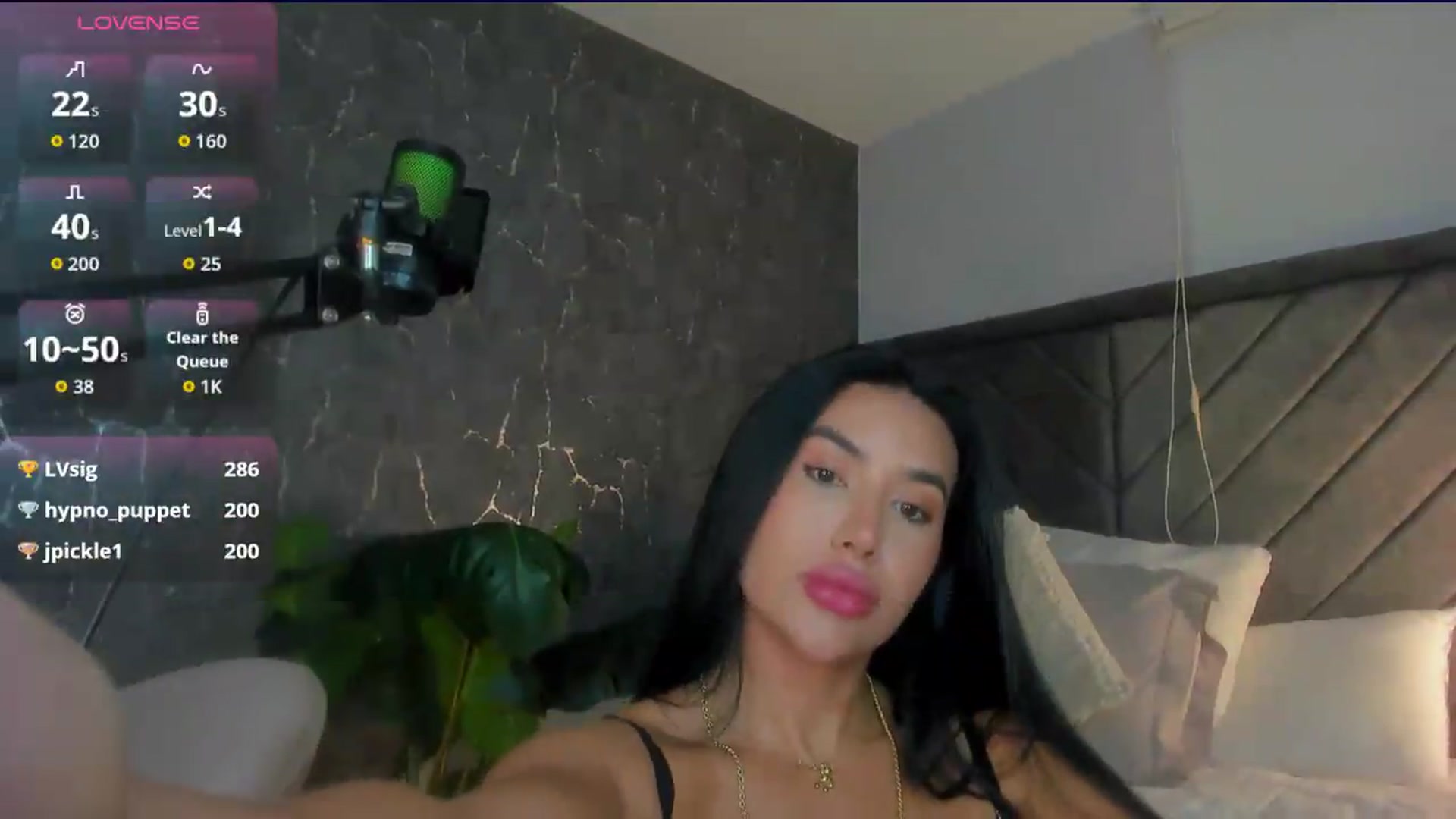 Gallery image thumbnail from Caro_Cano's myfreecams stream on, 08/17/2026, 17:30 image 17 of 20