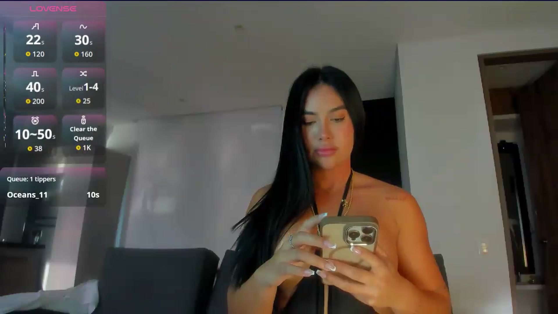Gallery image thumbnail from Caro_Cano's myfreecams stream on, 08/19/2026, 22:12 image 18 of 20