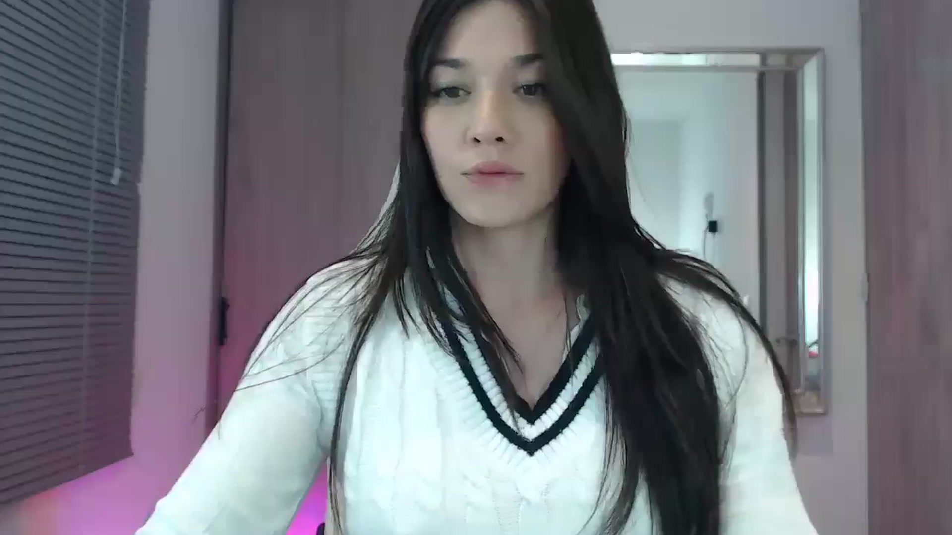 Gallery image thumbnail from CarolBee's myfreecams stream on, 10/16/2025, 10:16 image 20 of 20