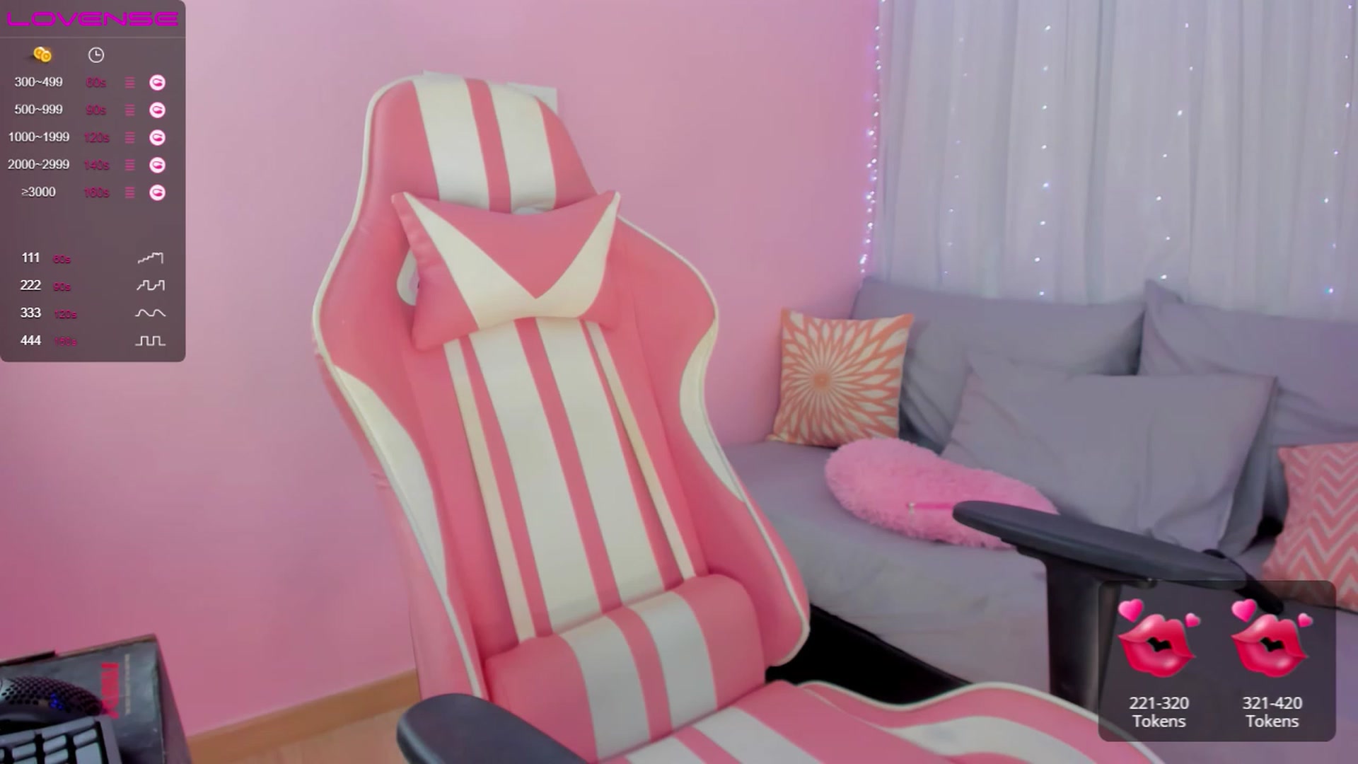 Gallery image thumbnail from Carol_Alen_'s myfreecams stream on, 12/10/2022, 03:16 image 9 of 20