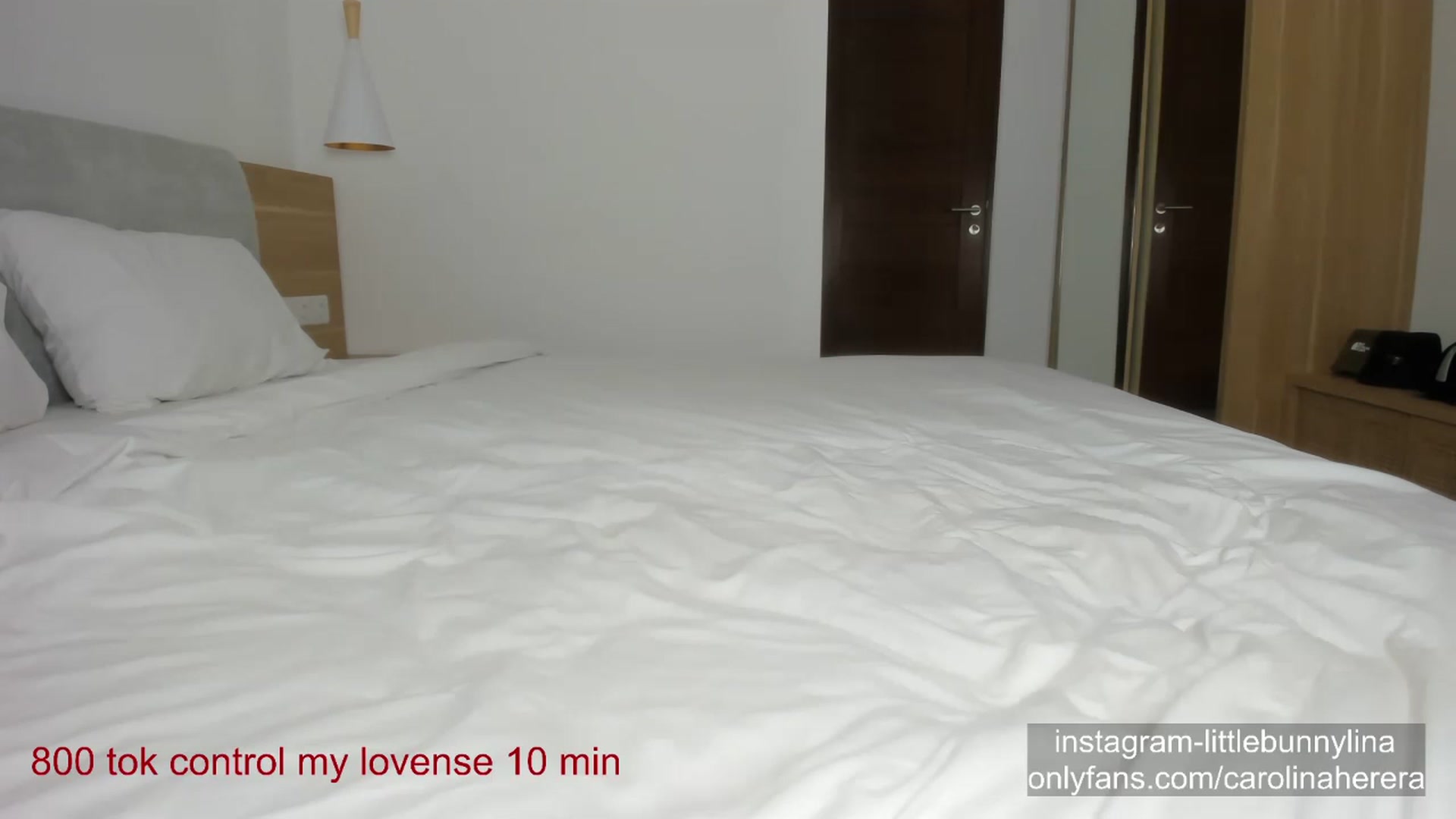 Gallery image thumbnail from CarolinaHerer's myfreecams stream on, 12/02/2022, 12:35 image 16 of 20