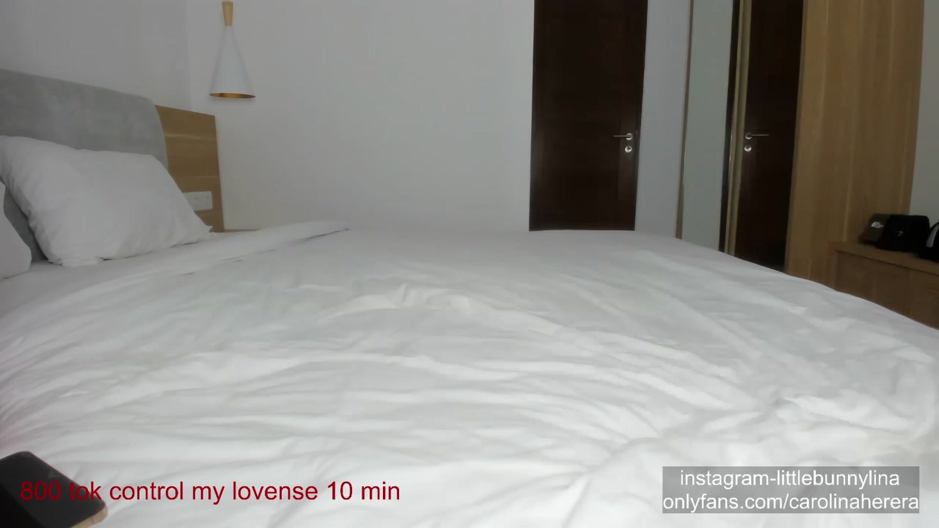 Gallery image thumbnail from CarolinaHerer's myfreecams stream on, 12/02/2022, 13:58 image 7 of 20