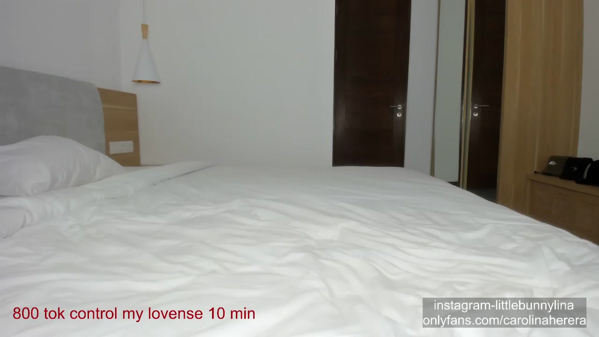 Gallery image thumbnail from CarolinaHerer's myfreecams stream on, 12/09/2022, 12:35 image 18 of 20