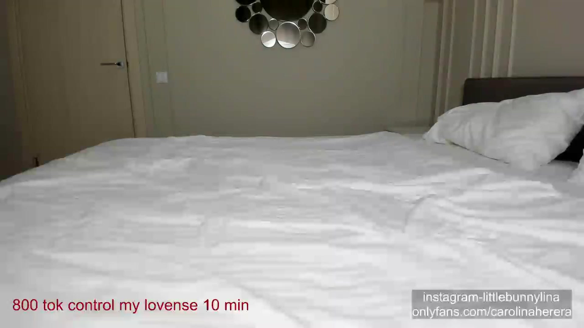 Gallery image thumbnail from CarolinaHerer's myfreecams stream on, 05/20/2023, 13:16 image 17 of 20