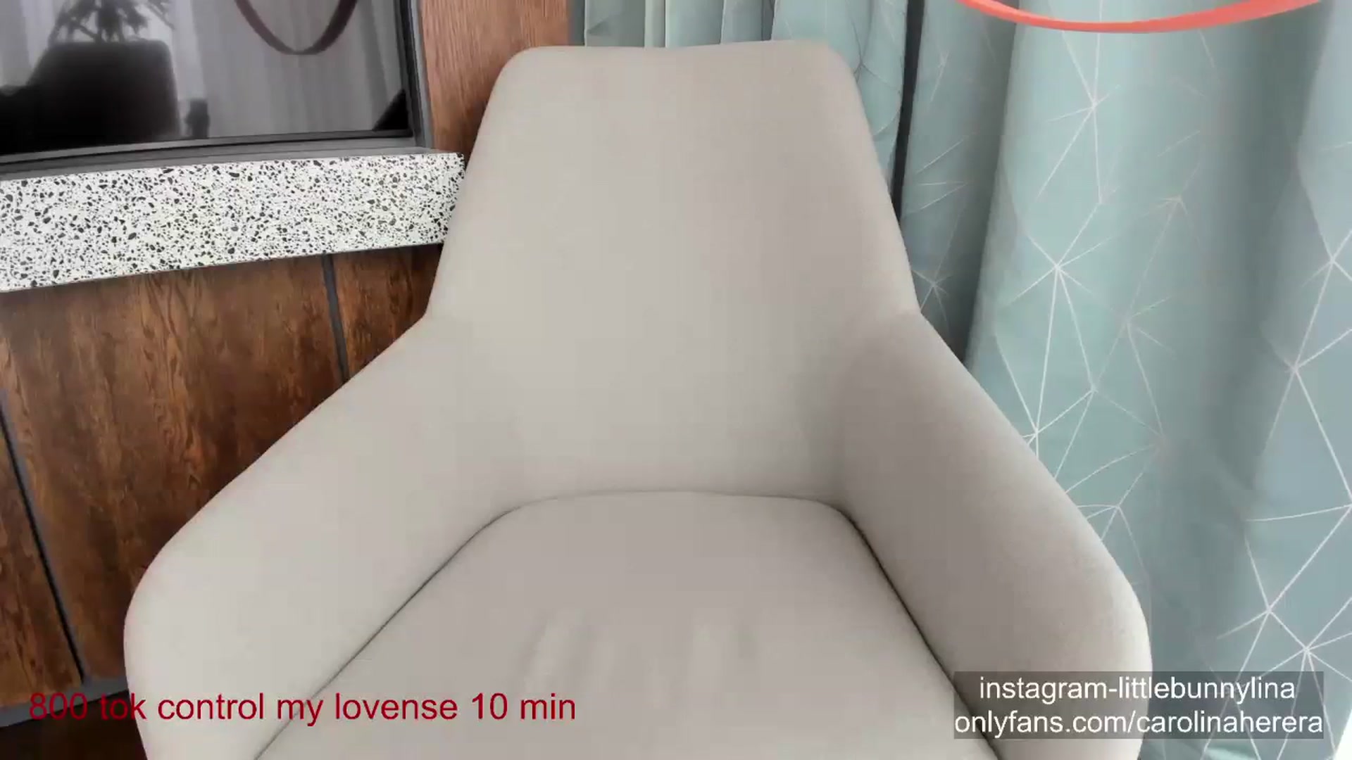 Gallery image thumbnail from CarolinaHerer's myfreecams stream on, 08/08/2023, 10:10 image 12 of 20