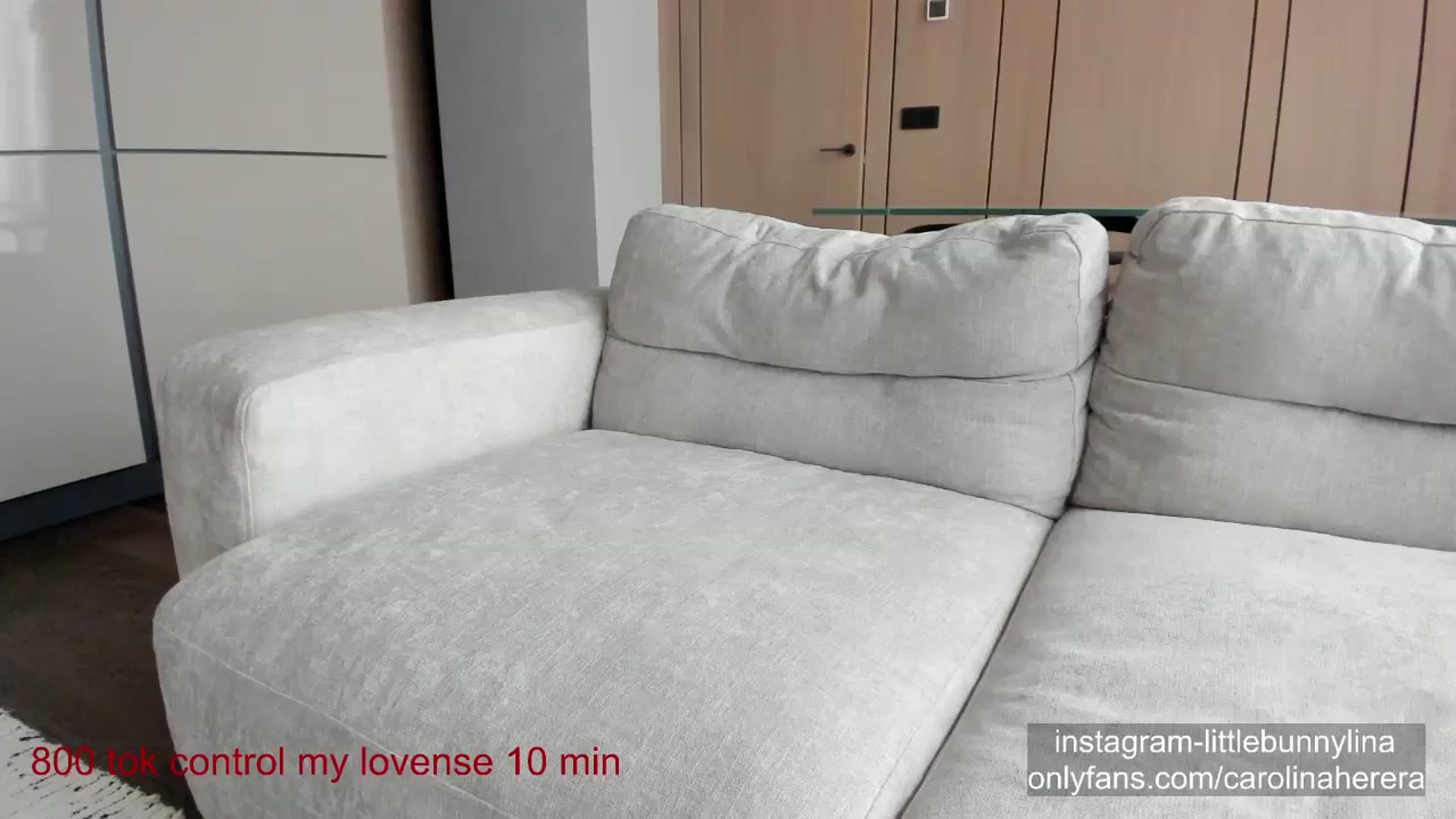 Gallery image thumbnail from CarolinaHerer's myfreecams stream on, 10/22/2023, 13:03 image 17 of 20