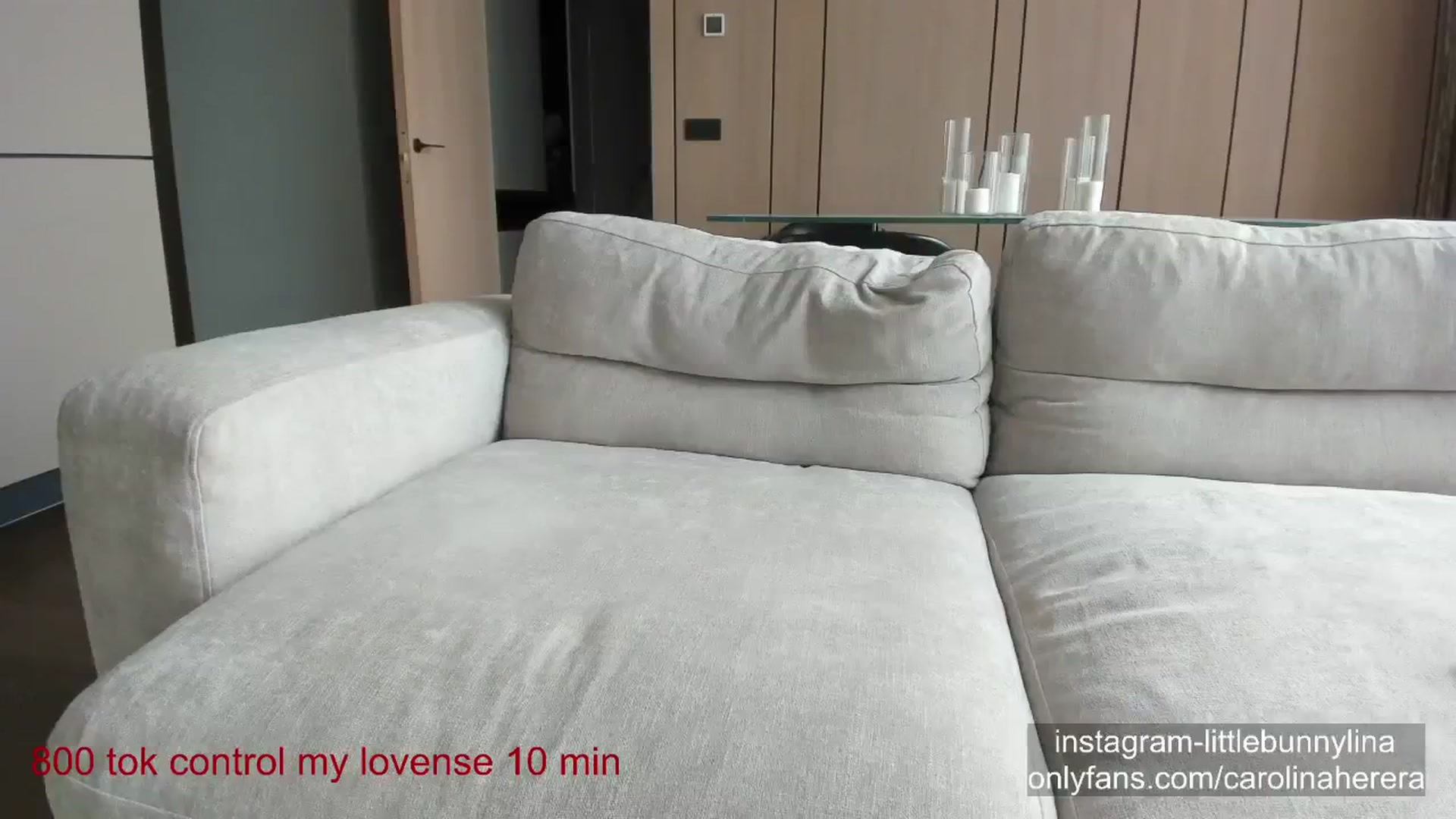 Gallery image thumbnail from CarolinaHerer's myfreecams stream on, 04/14/2024, 08:23 image 9 of 20