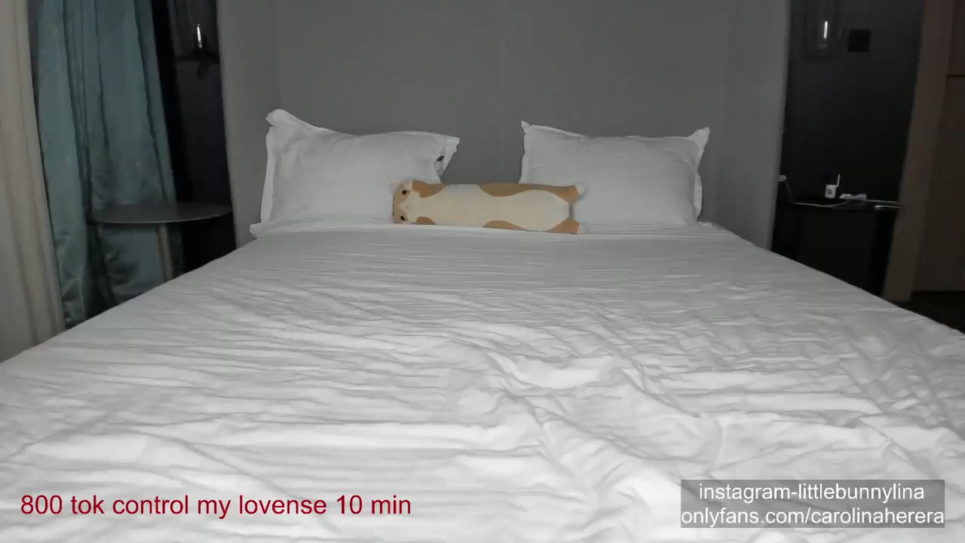 Gallery image thumbnail from CarolinaHerer's myfreecams stream on, 04/30/2024, 18:21 image 4 of 20