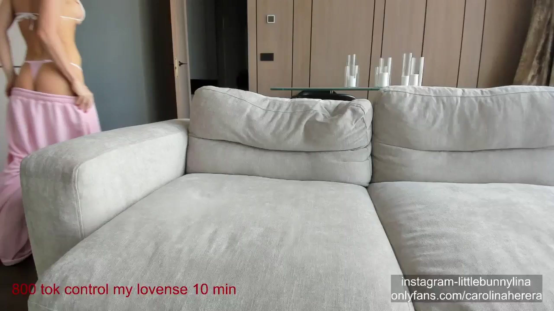 Gallery image thumbnail from CarolinaHerer's myfreecams stream on, 05/11/2024, 08:51 image 6 of 20