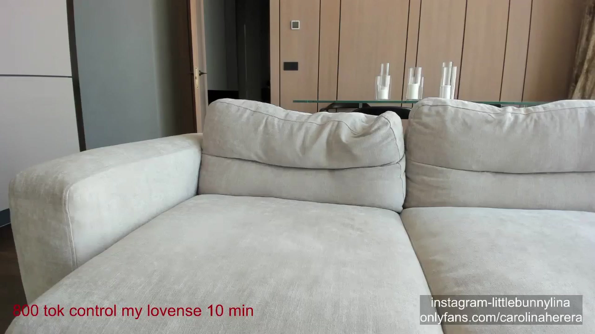 Gallery image thumbnail from CarolinaHerer's myfreecams stream on, 05/27/2024, 11:55 image 9 of 20