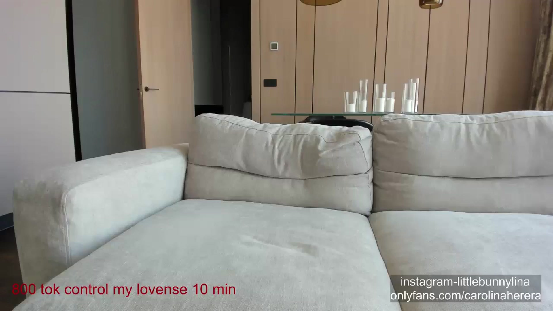 Gallery image thumbnail from CarolinaHerer's myfreecams stream on, 06/15/2024, 10:15 image 19 of 20