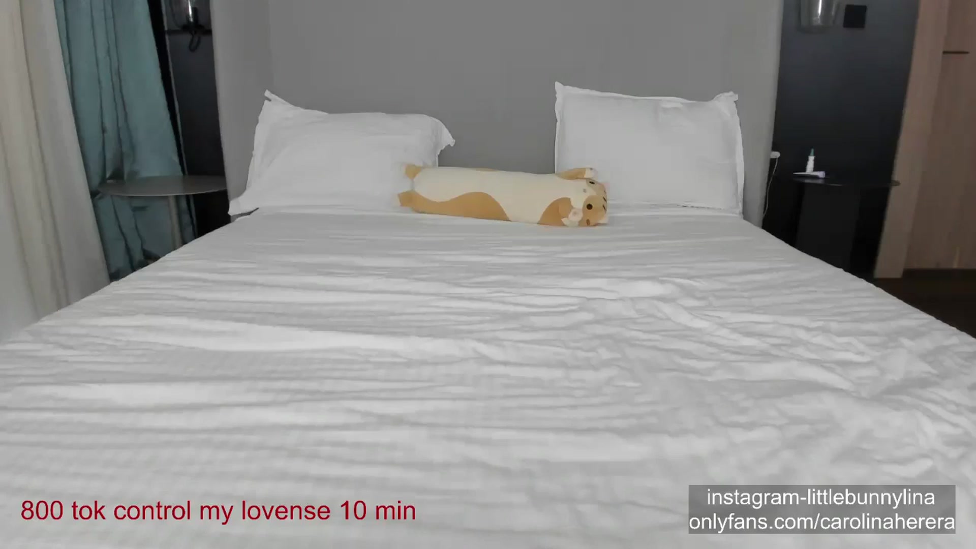 Gallery image thumbnail from CarolinaHerer's myfreecams stream on, 08/09/2024, 09:08 image 11 of 20