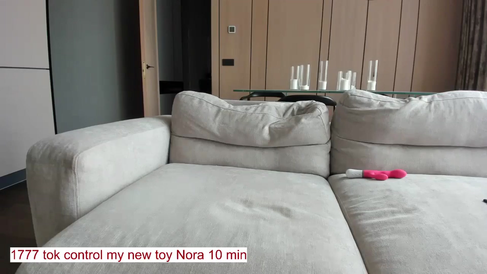 Gallery image thumbnail from CarolinaHerer's myfreecams stream on, 09/24/2024, 15:31 image 8 of 20