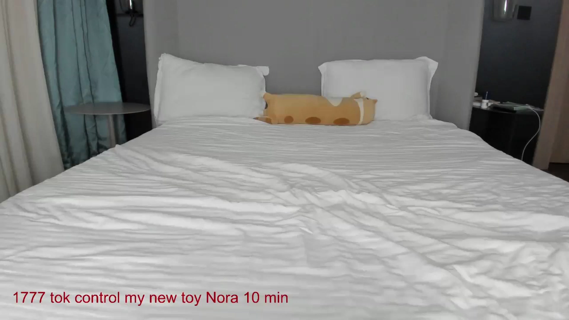 Gallery image thumbnail from CarolinaHerer's myfreecams stream on, 09/26/2024, 16:15 image 19 of 20