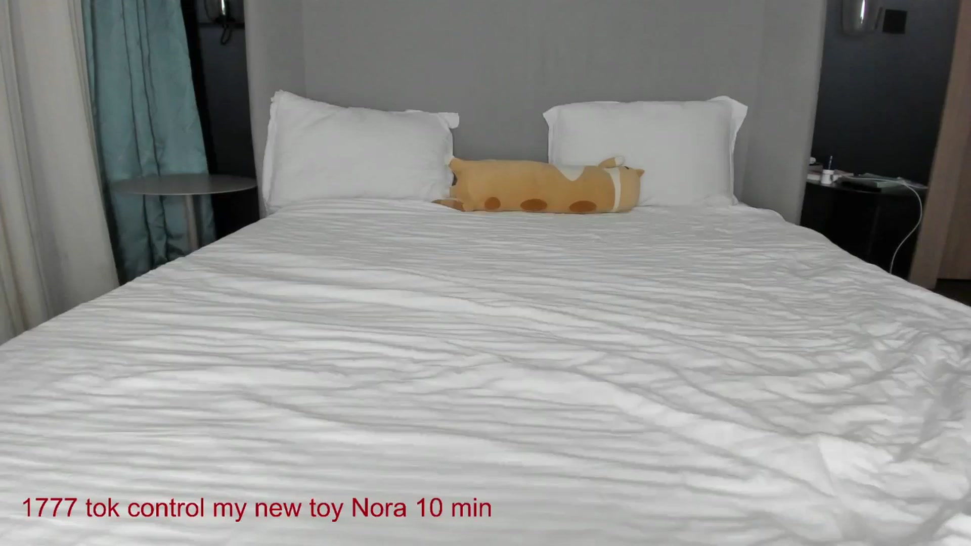 Gallery image thumbnail from CarolinaHerer's myfreecams stream on, 09/26/2024, 20:27 image 11 of 20