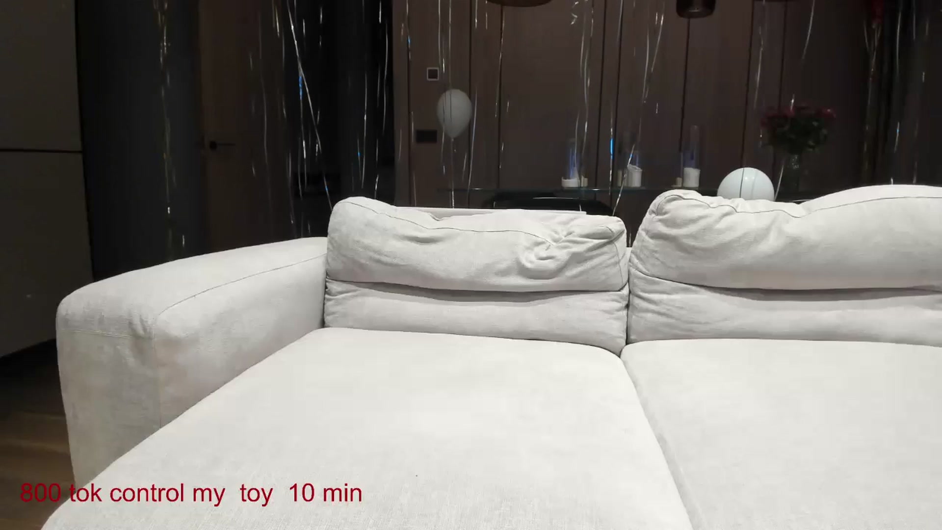 Gallery image thumbnail from CarolinaHerer's myfreecams stream on, 11/01/2024, 16:35 image 11 of 20