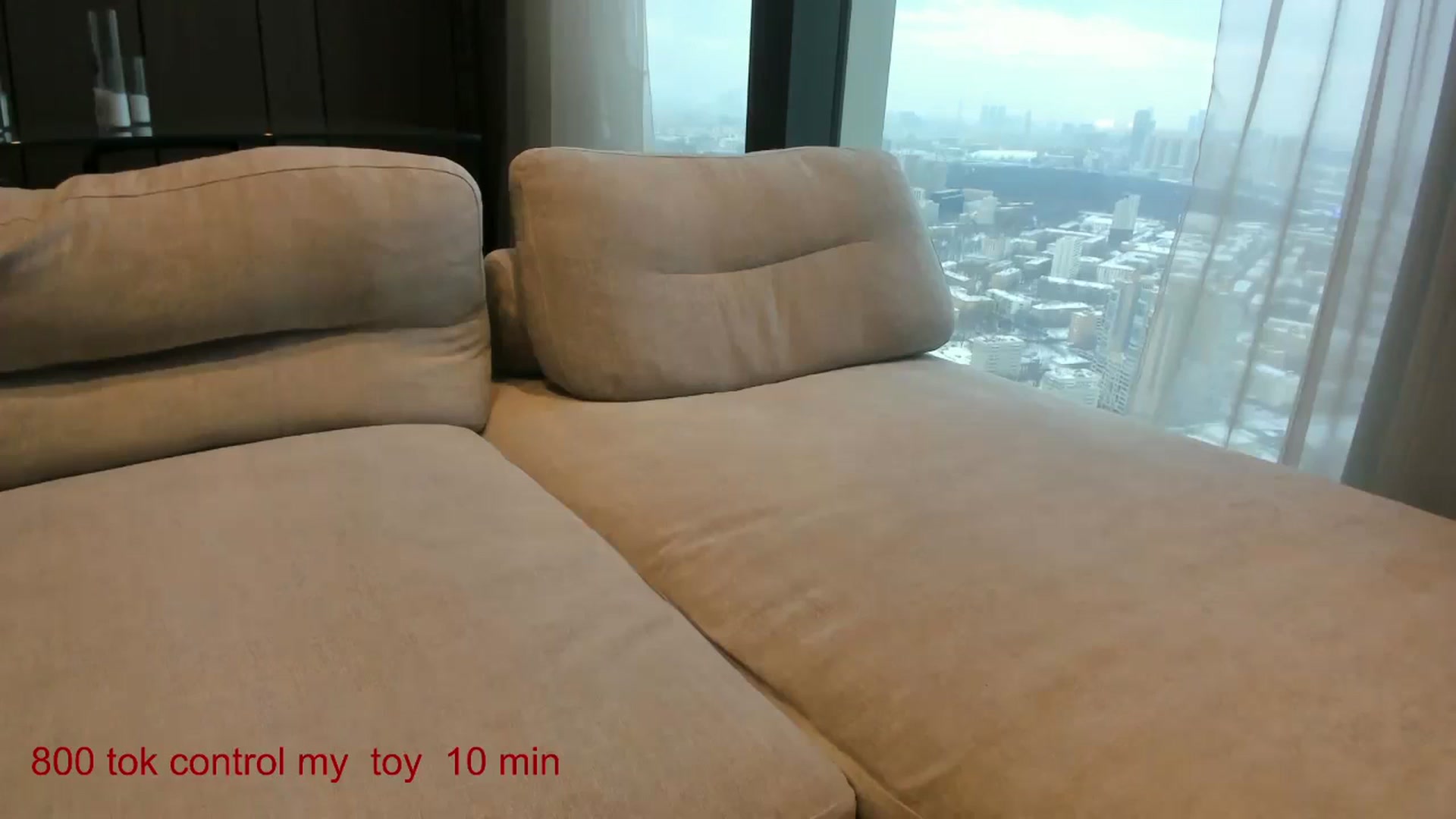 Gallery image thumbnail from CarolinaHerer's myfreecams stream on, 12/18/2024, 11:25 image 1 of 20