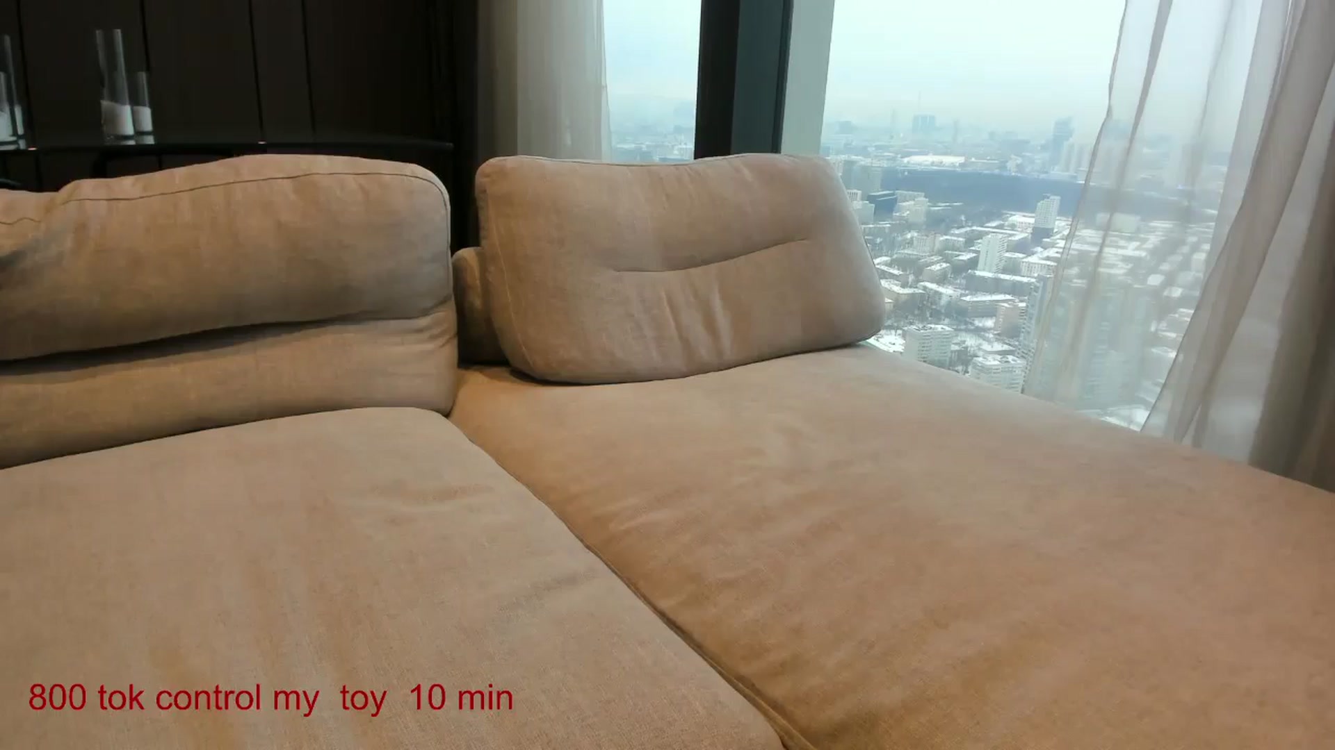Gallery image thumbnail from CarolinaHerer's myfreecams stream on, 12/19/2024, 13:44 image 3 of 20