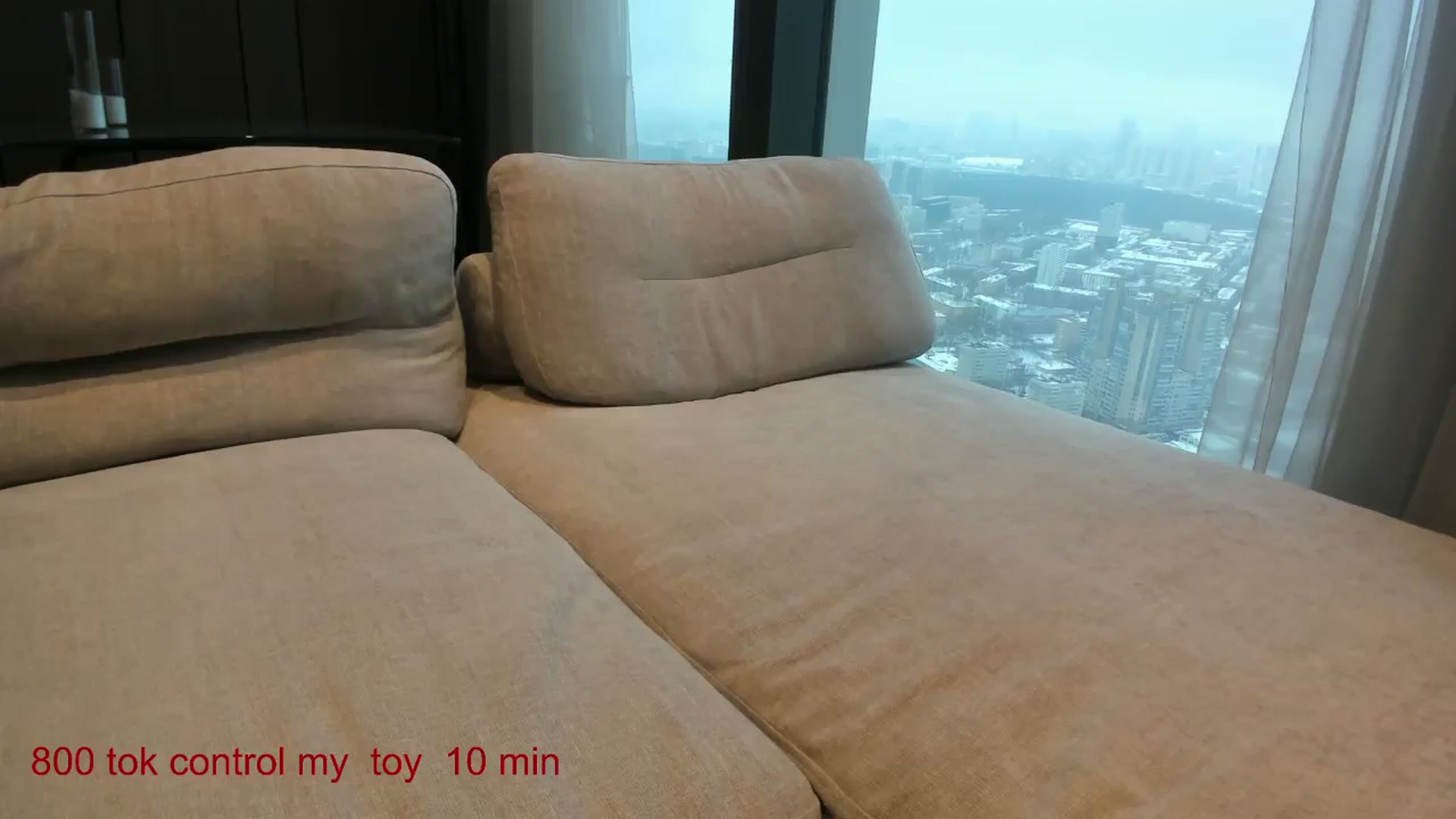 Gallery image thumbnail from CarolinaHerer's myfreecams stream on, 12/20/2024, 09:08 image 3 of 20