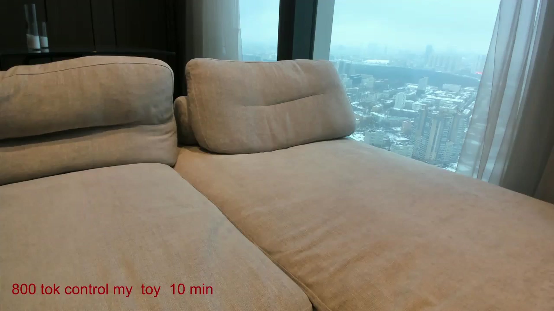 Gallery image thumbnail from CarolinaHerer's myfreecams stream on, 12/20/2024, 09:08 image 2 of 20