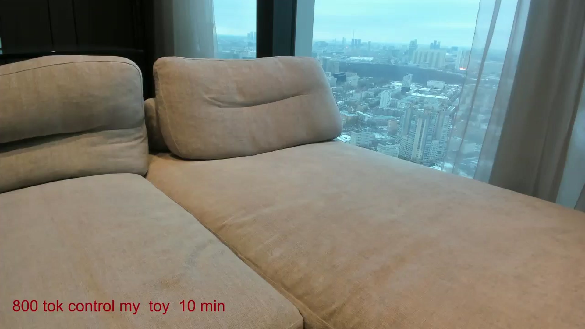 Gallery image thumbnail from CarolinaHerer's myfreecams stream on, 12/22/2024, 12:17 image 7 of 20