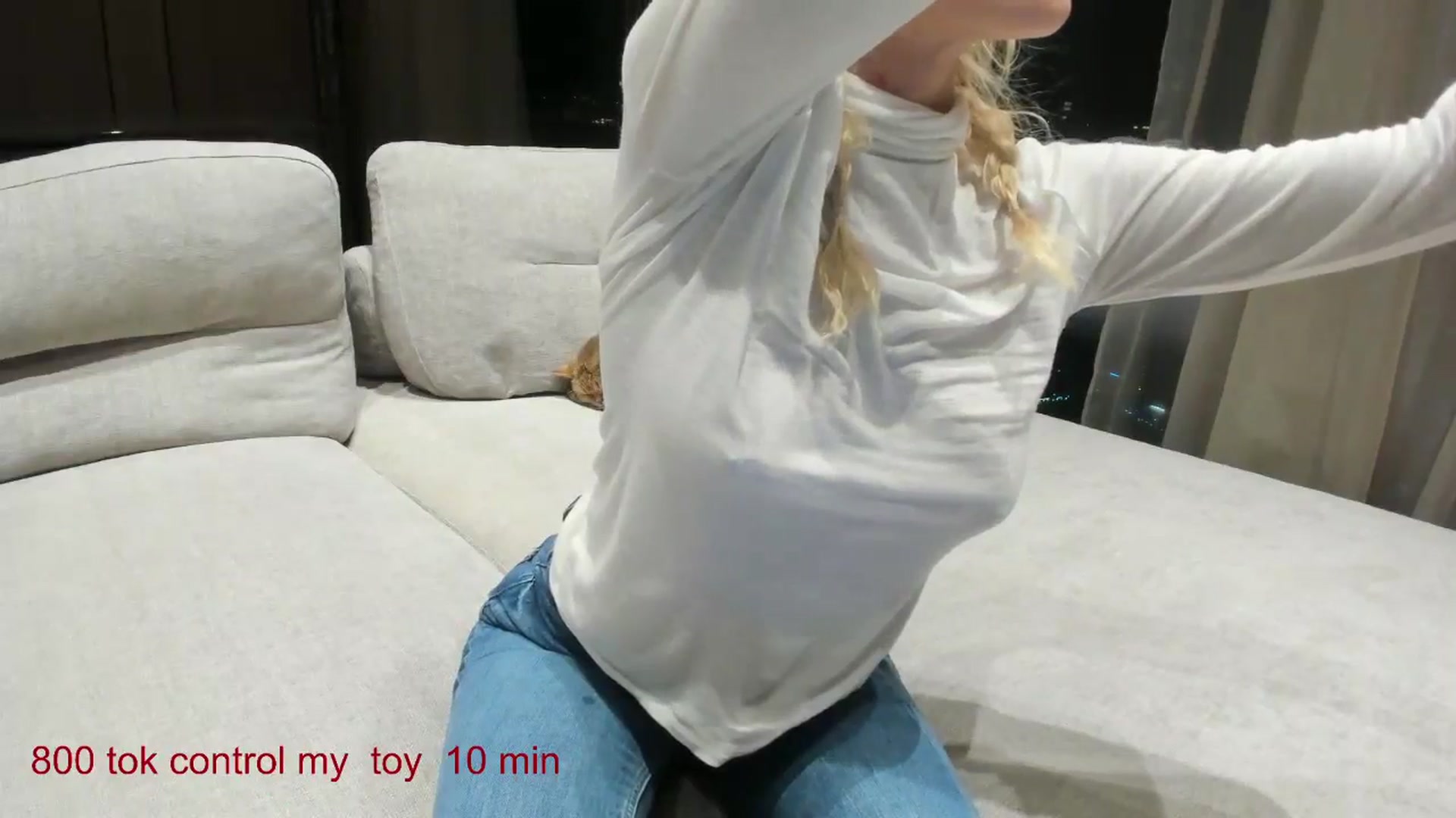 Gallery image thumbnail from CarolinaHerer's myfreecams stream on, 12/22/2024, 17:31 image 13 of 20