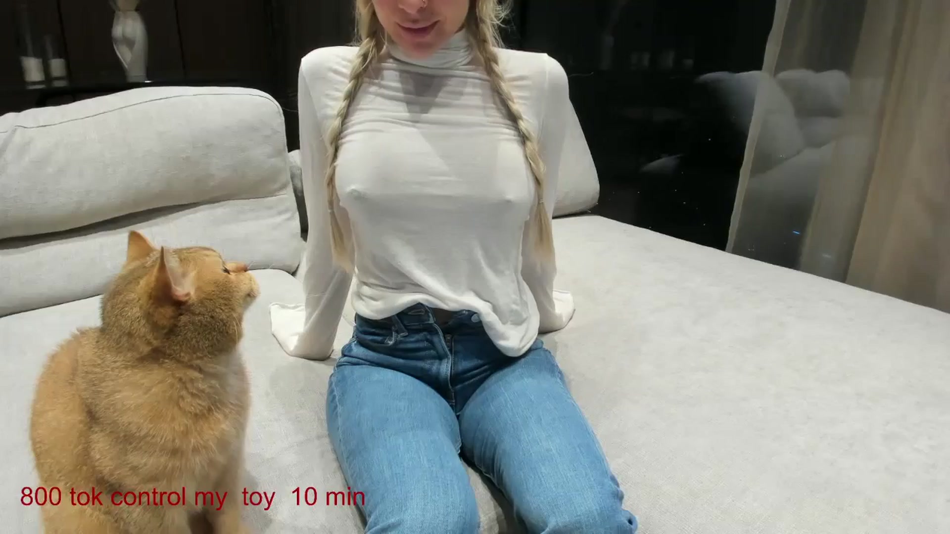 Gallery image thumbnail from CarolinaHerer's myfreecams stream on, 12/28/2024, 15:11 image 13 of 20