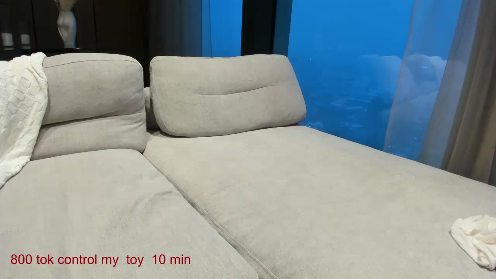 Gallery image thumbnail from CarolinaHerer's myfreecams stream on, 01/14/2025, 14:33 image 15 of 20