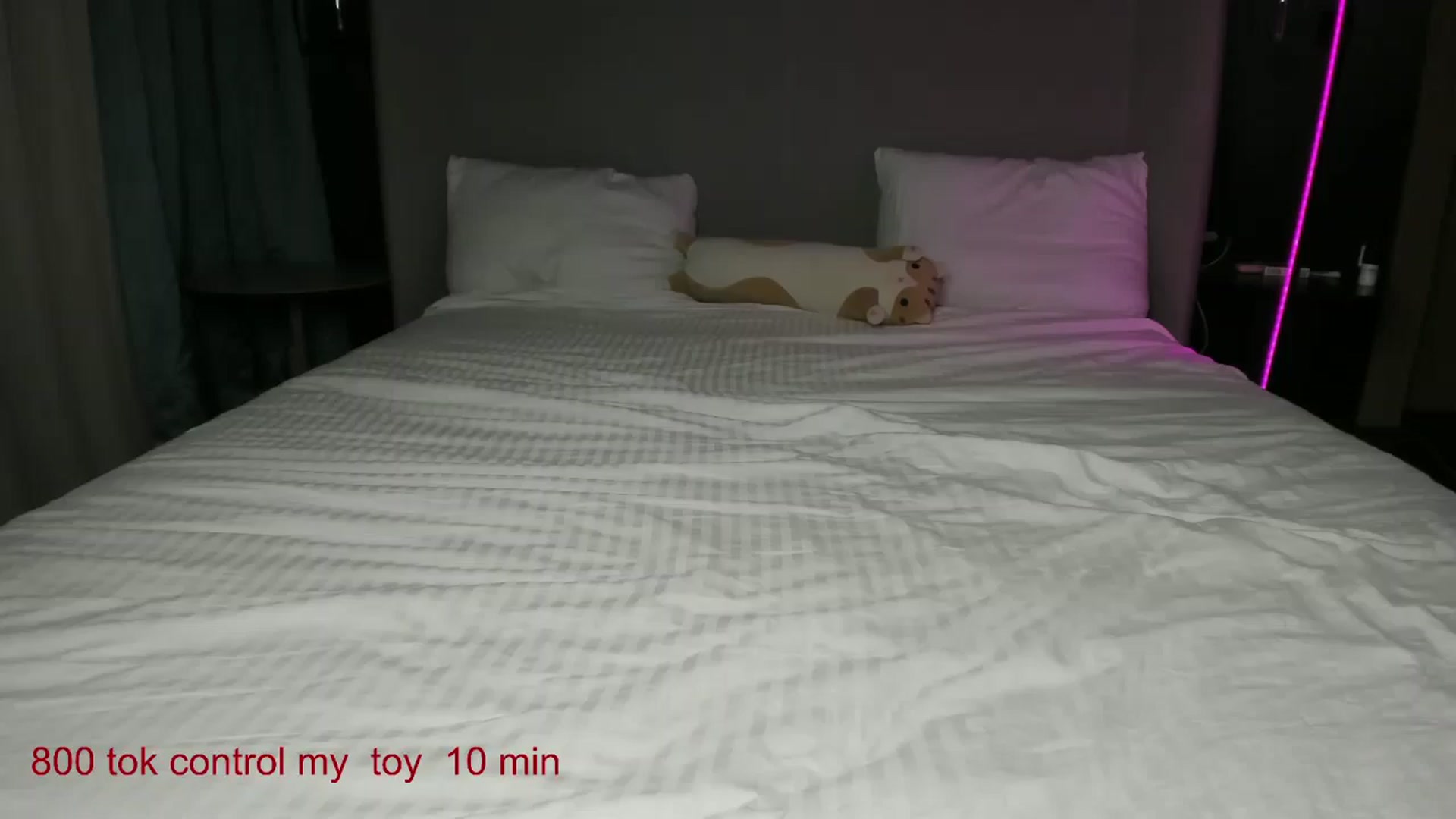 Gallery image thumbnail from CarolinaHerer's myfreecams stream on, 01/29/2025, 16:41 image 15 of 20