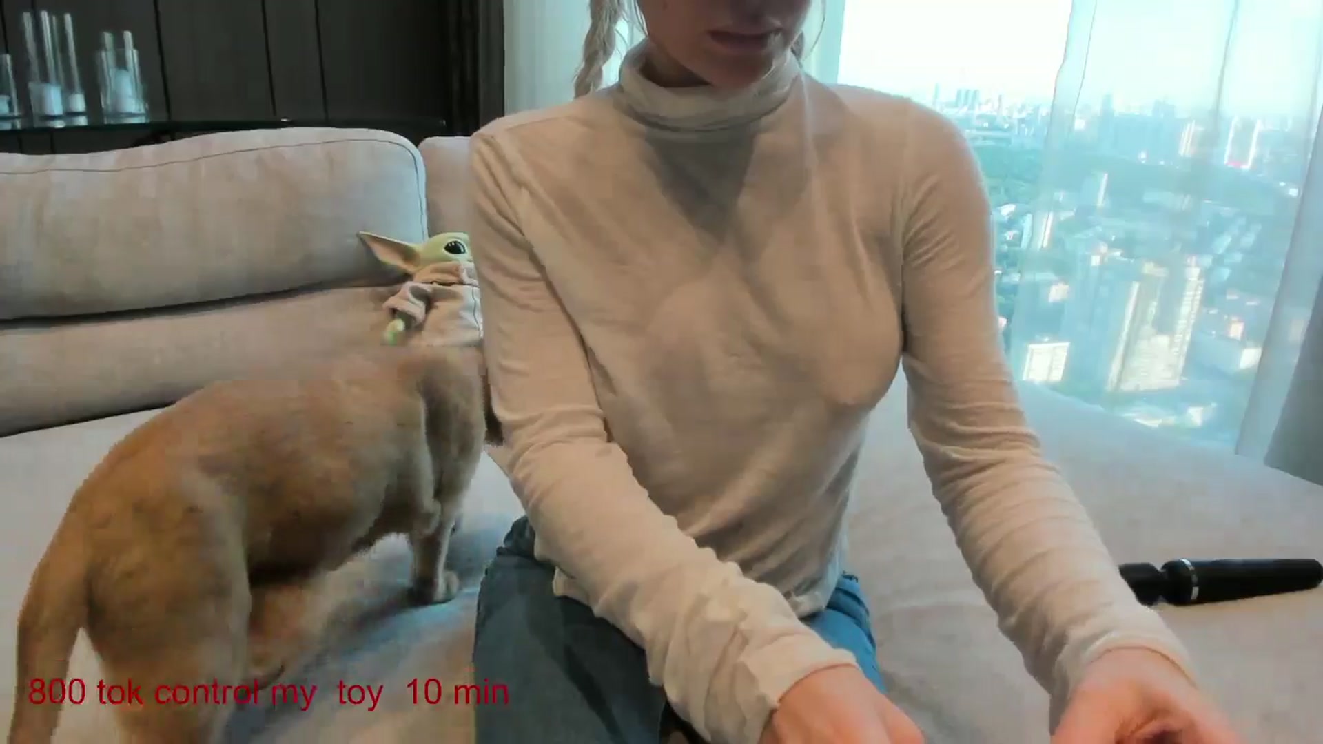 Gallery image thumbnail from CarolinaHerer's myfreecams stream on, 05/25/2025, 16:53 image 15 of 20