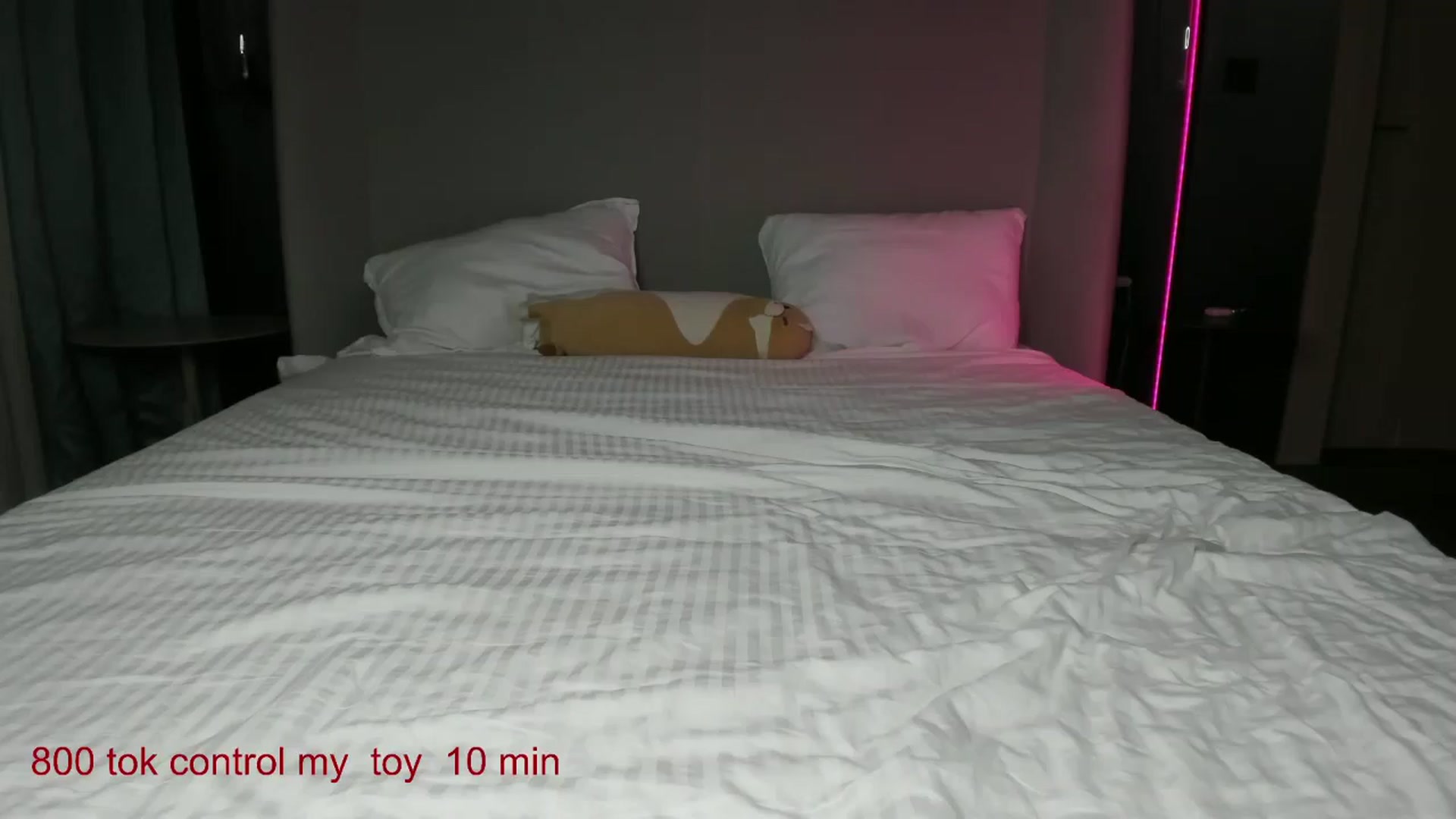 Gallery image thumbnail from CarolinaHerer's myfreecams stream on, 08/01/2025, 12:31 image 5 of 20