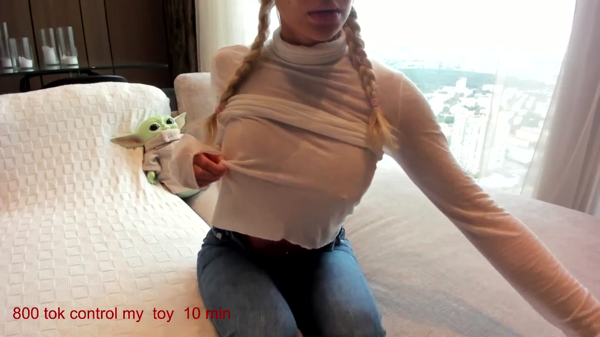 Gallery image thumbnail from CarolinaHerer's myfreecams stream on, 09/01/2025, 09:12 image 18 of 20
