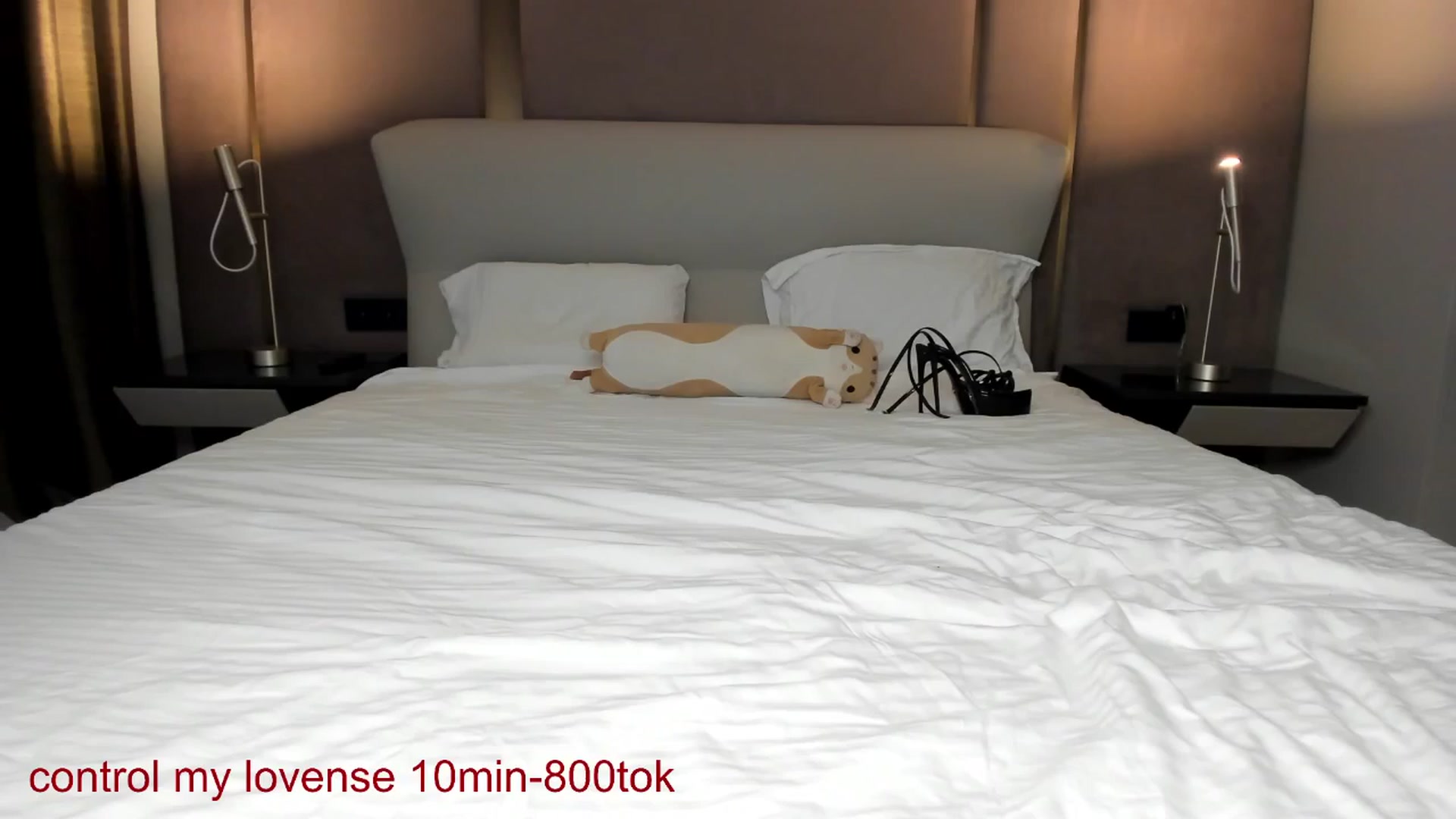 Gallery image thumbnail from CarolinaHerer's myfreecams stream on, 03/20/2026, 17:54 image 1 of 20