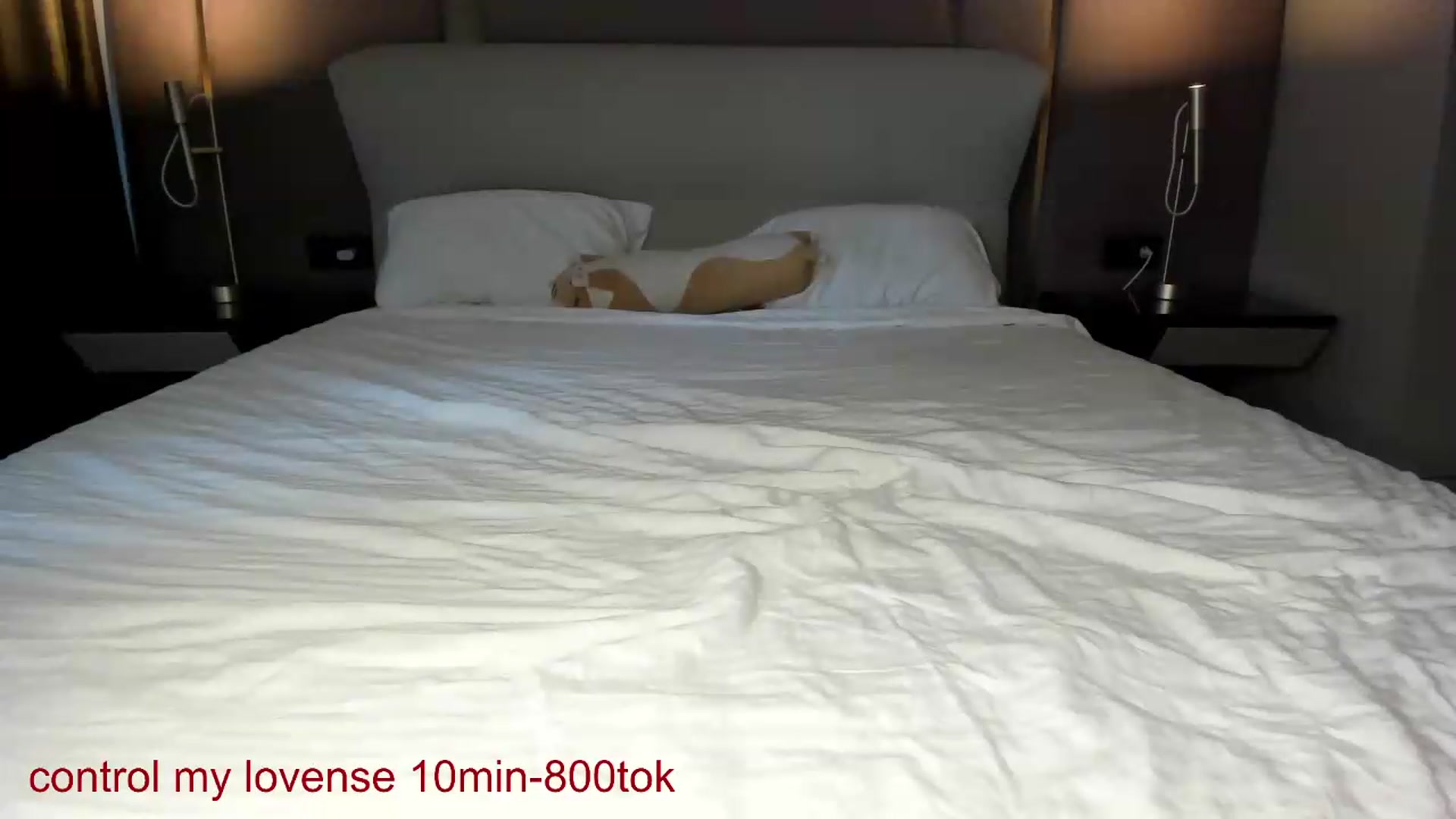 Gallery image thumbnail from CarolinaHerer's myfreecams stream on, 08/27/2026, 12:42 image 12 of 20
